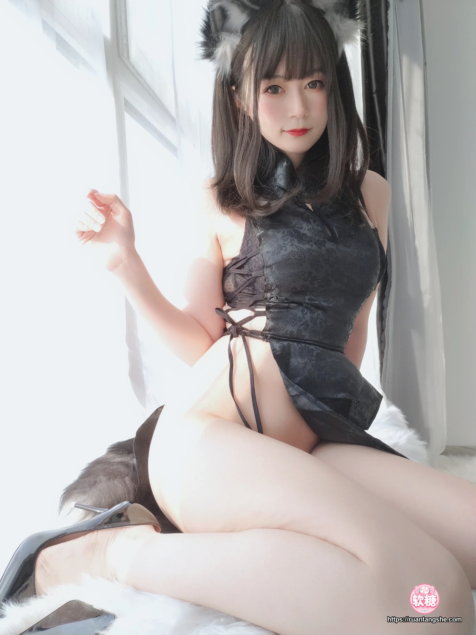 白银81 白银81 NO.027 - 小黑狼