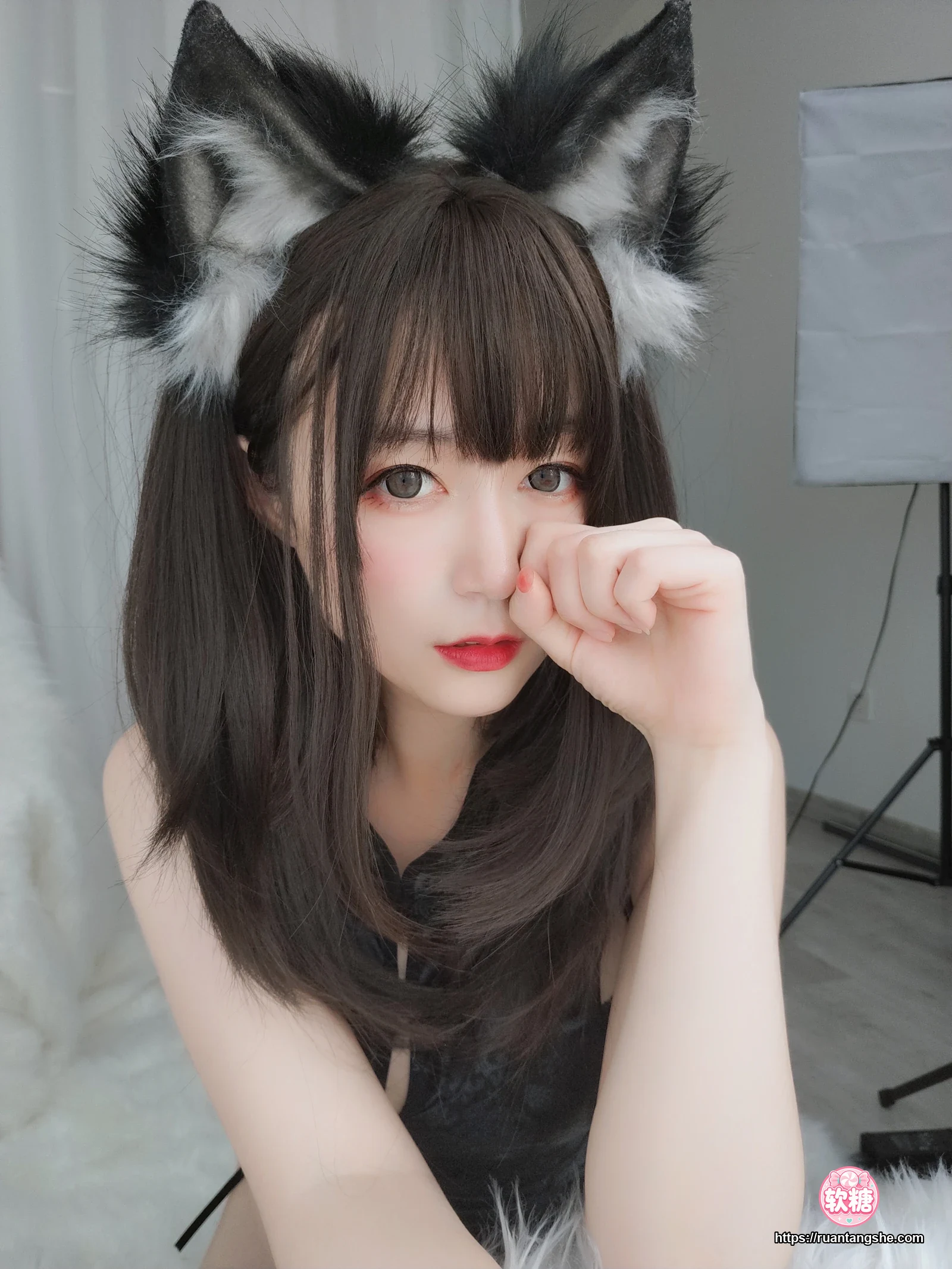 白银81 白银81 NO.027 - 小黑狼