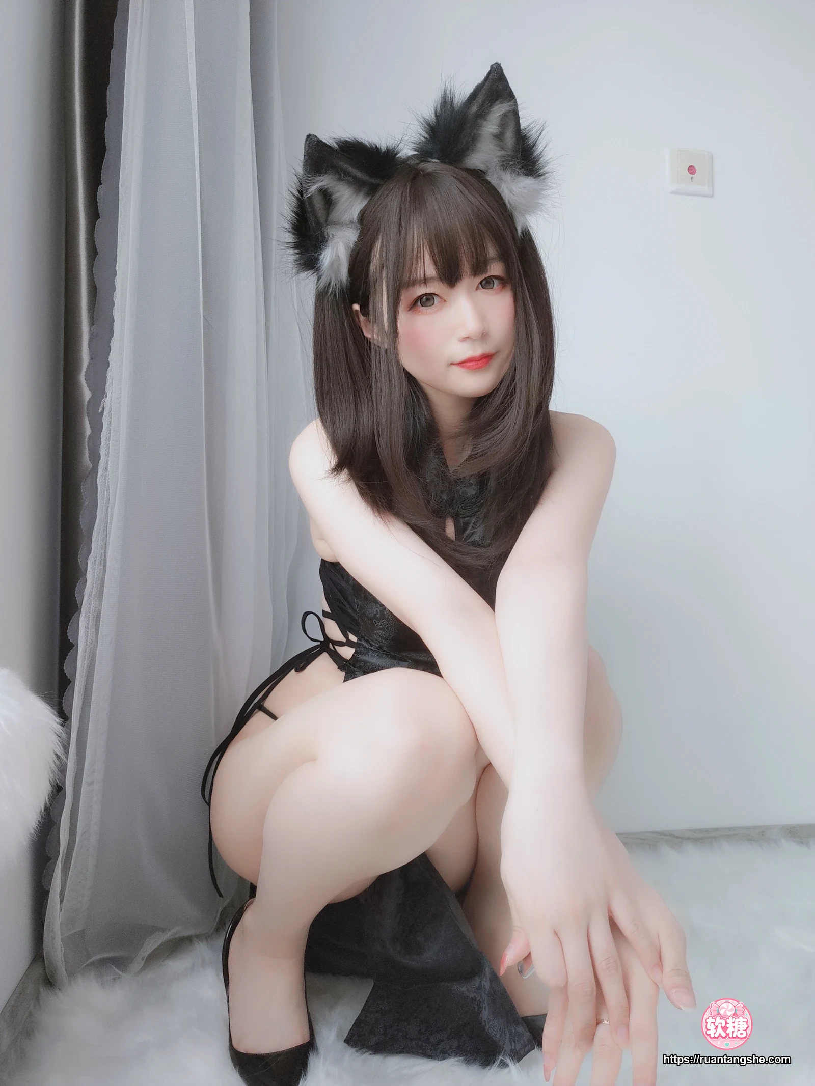白银81 白银81 NO.027 - 小黑狼