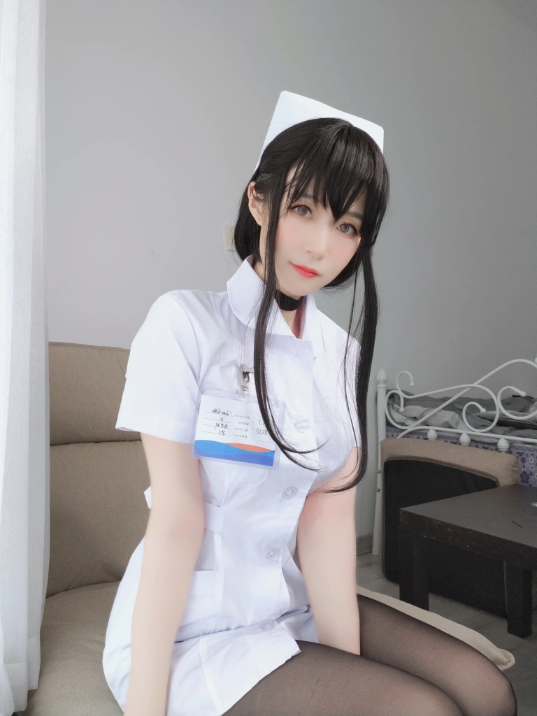 白银81《长发小护士》写真图集 66P+3V｜在线预览与图包下载