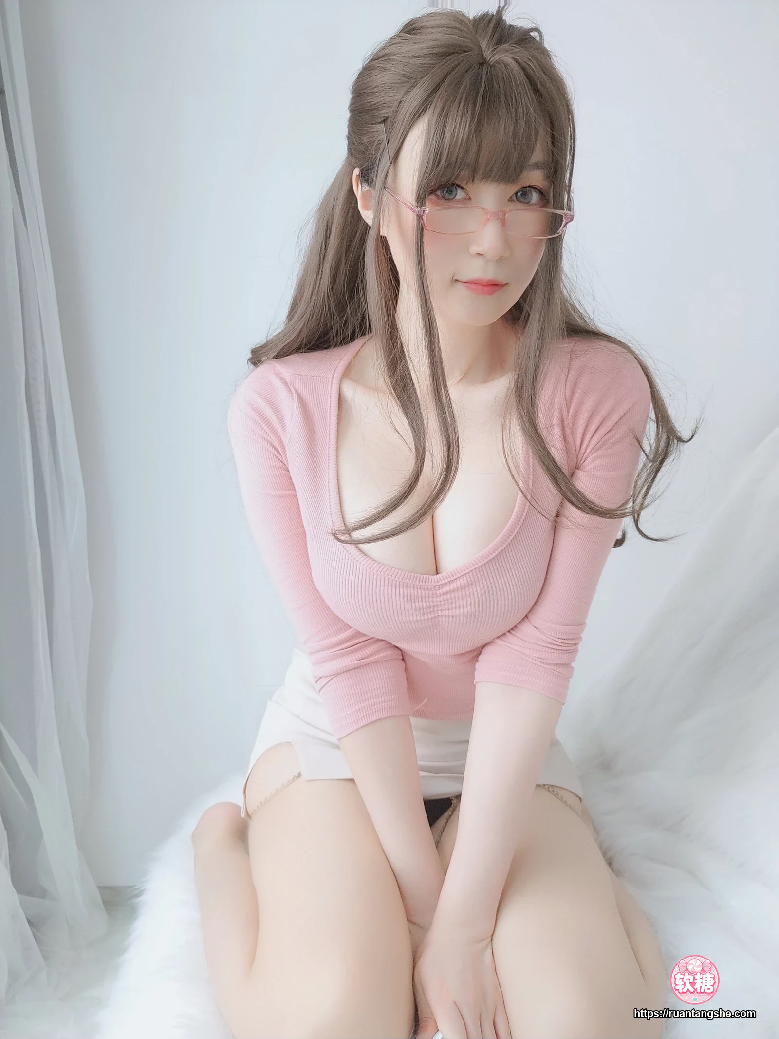 白银81 白银81 NO.031 - 甜美后辈