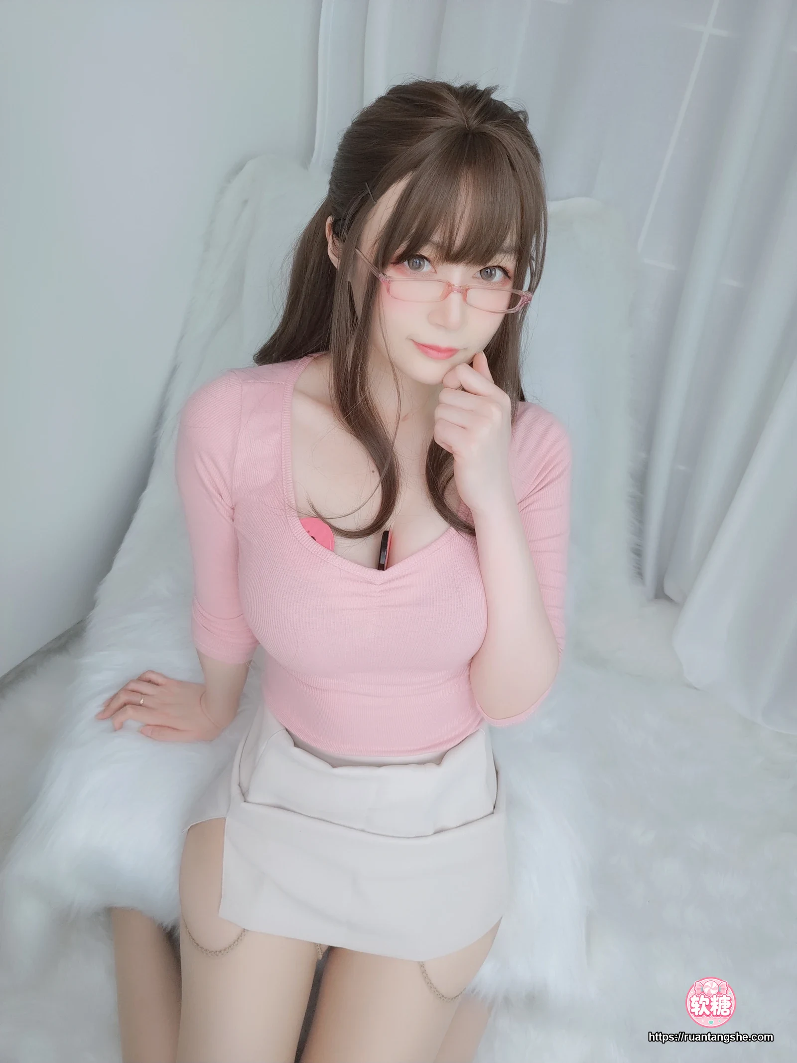 白银81 白银81 NO.031 - 甜美后辈