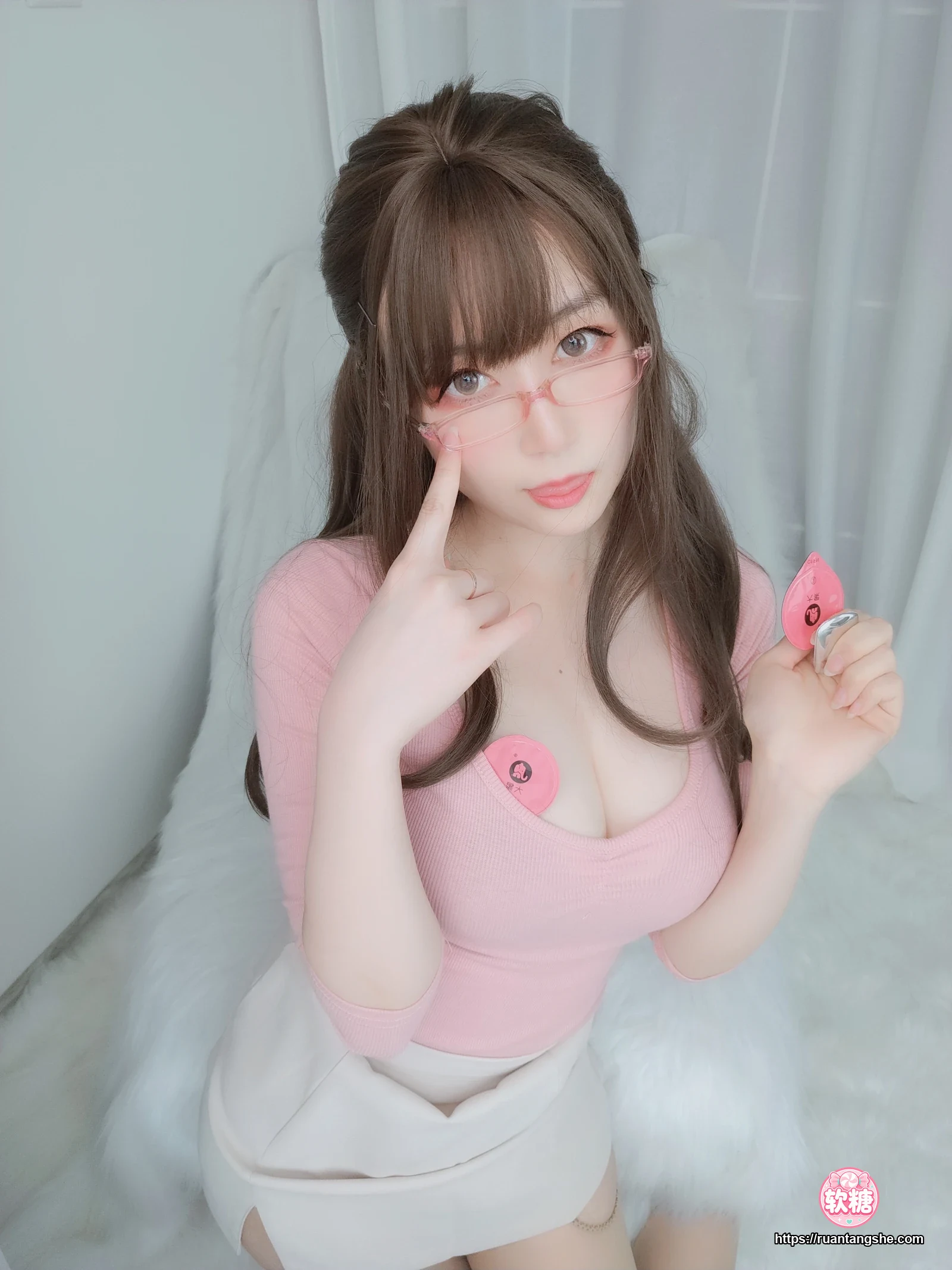 白银81 白银81 NO.031 - 甜美后辈
