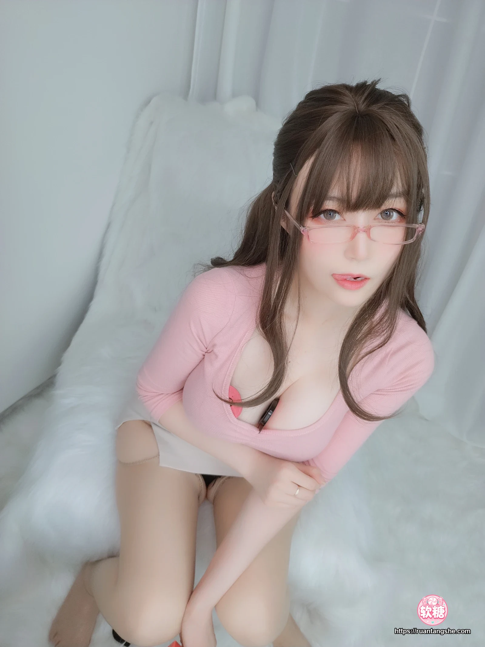 白银81 白银81 NO.031 - 甜美后辈