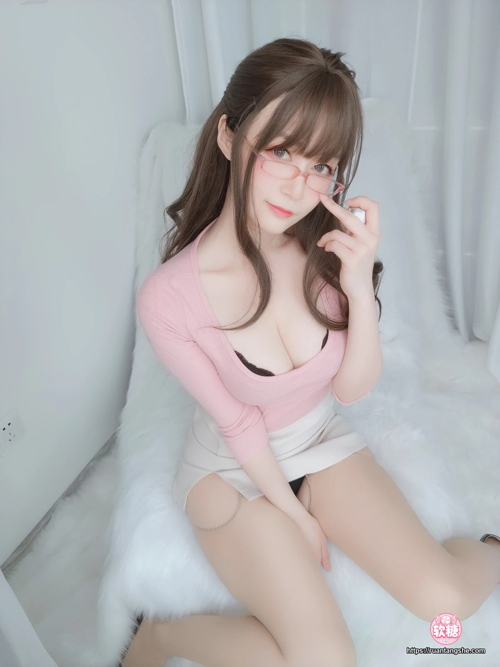 白银81 白银81 NO.031 - 甜美后辈