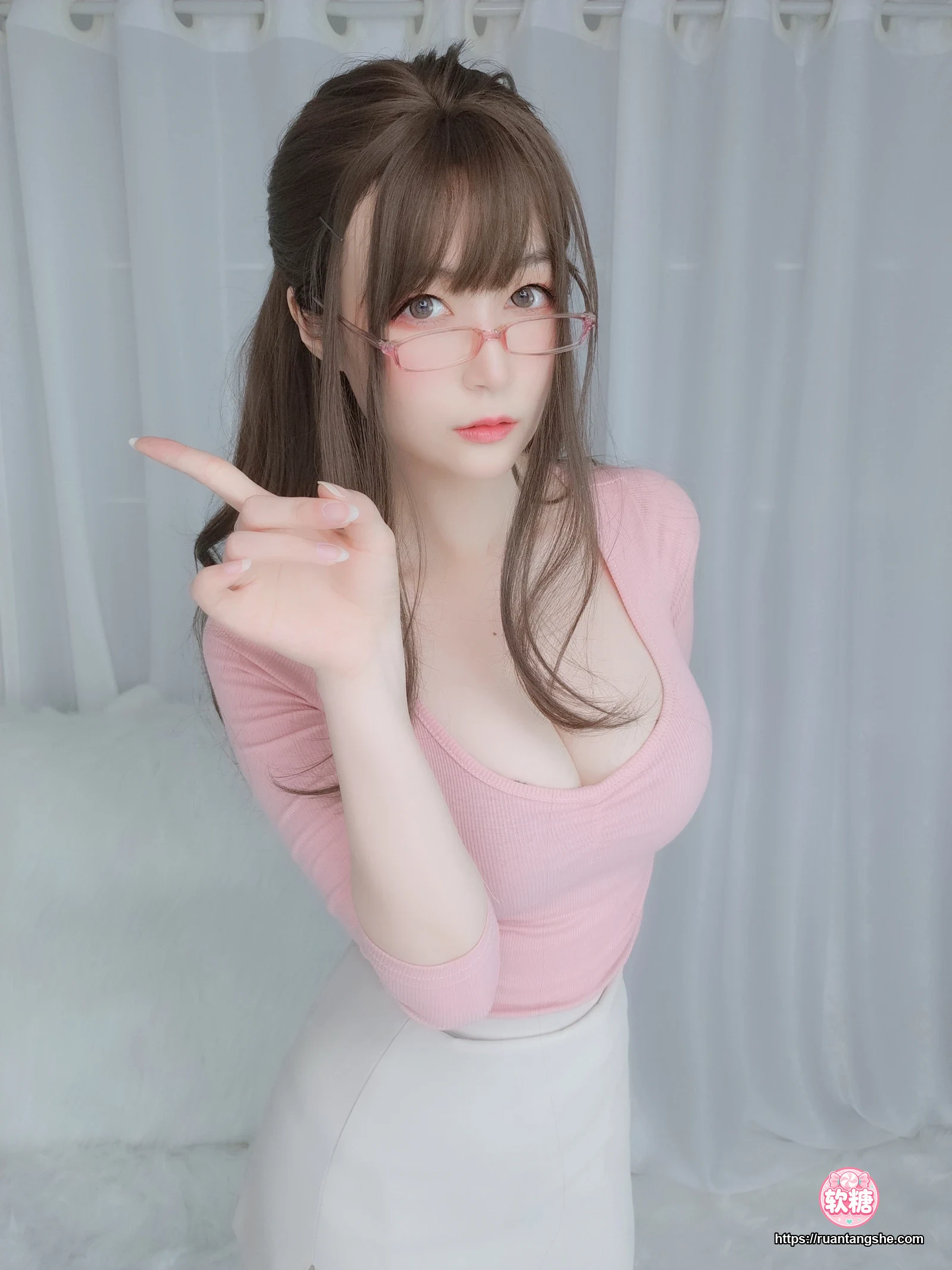 白银81 白银81 NO.031 - 甜美后辈