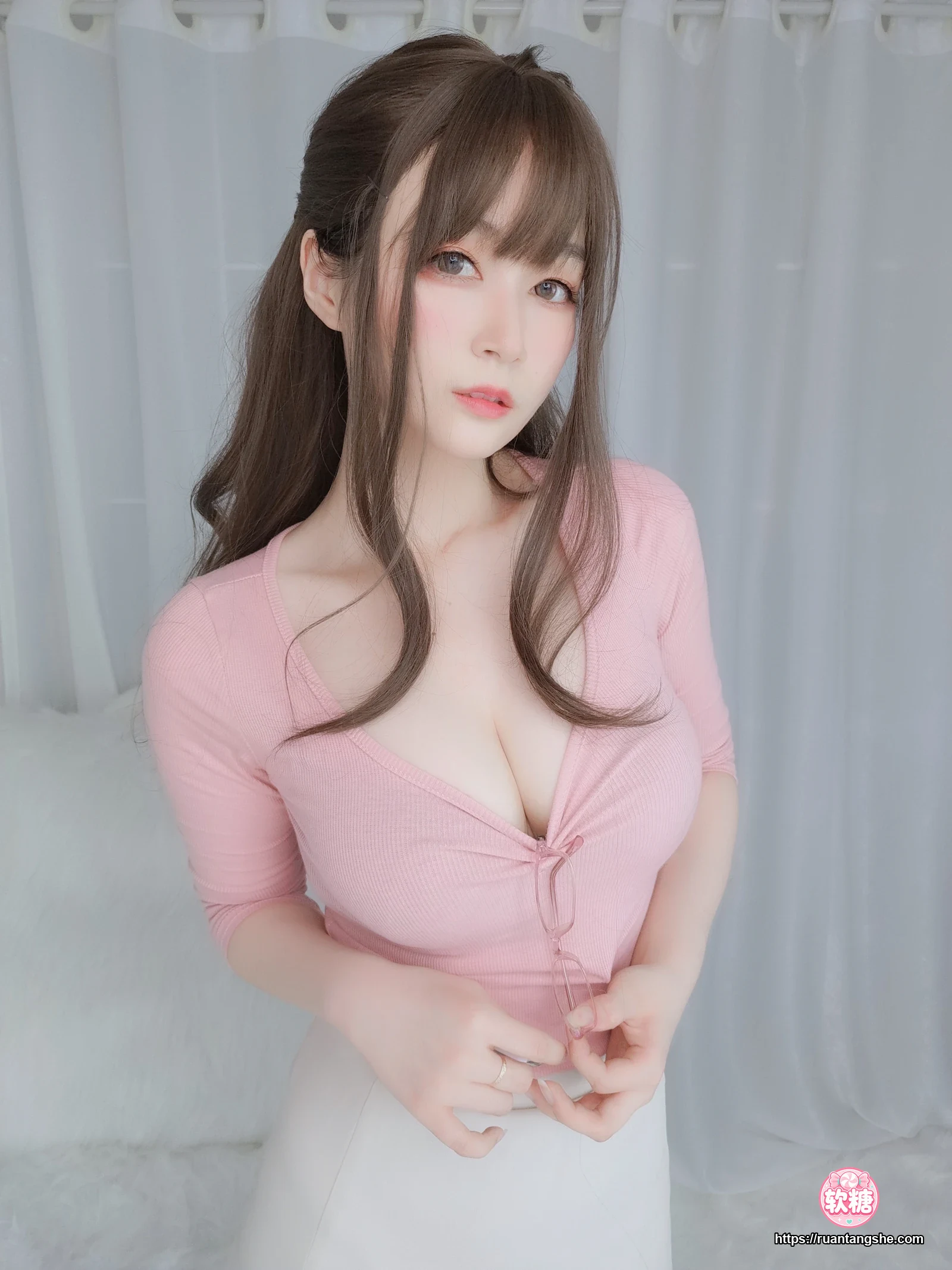 白银81 白银81 NO.031 - 甜美后辈