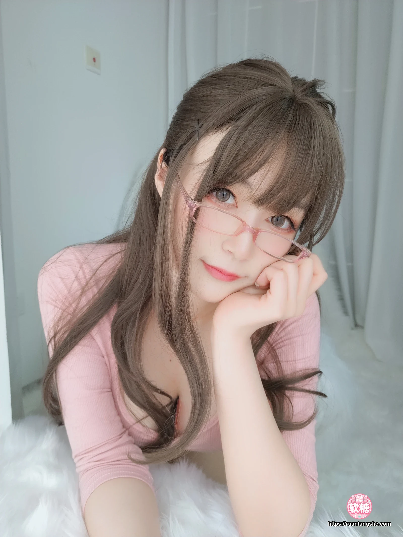 白银81 白银81 NO.031 - 甜美后辈
