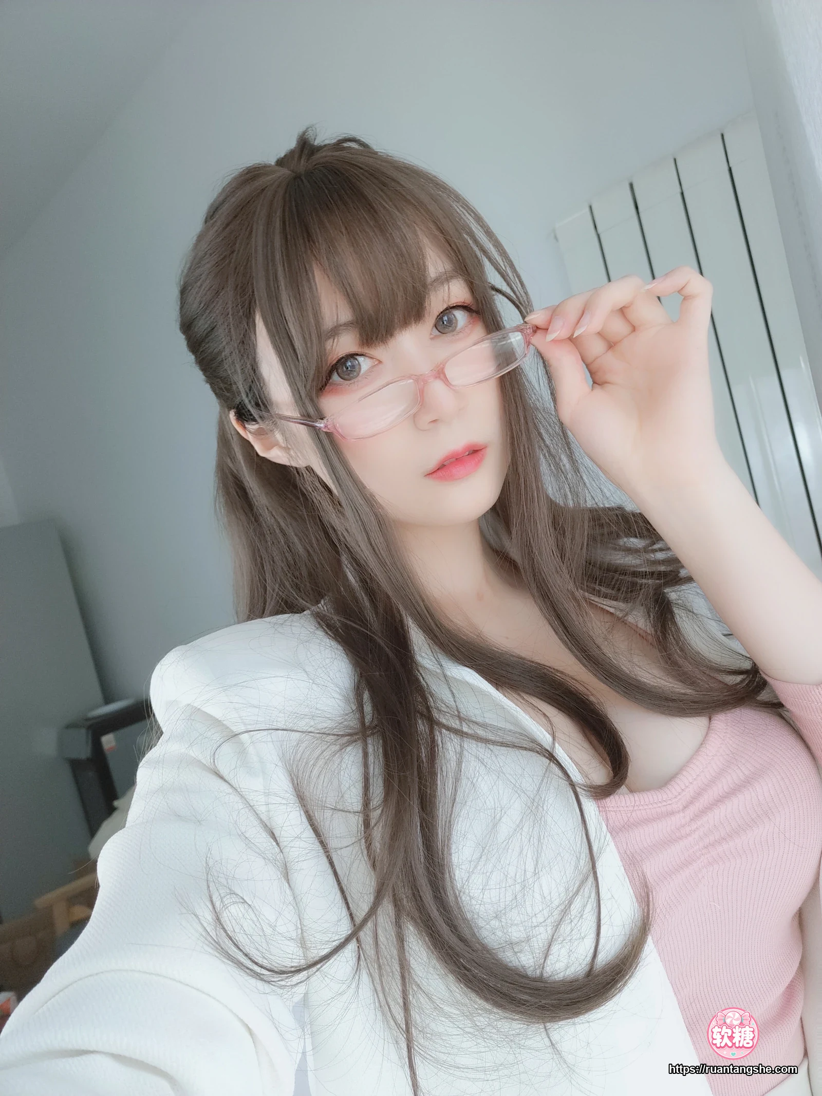 白银81 白银81 NO.031 - 甜美后辈