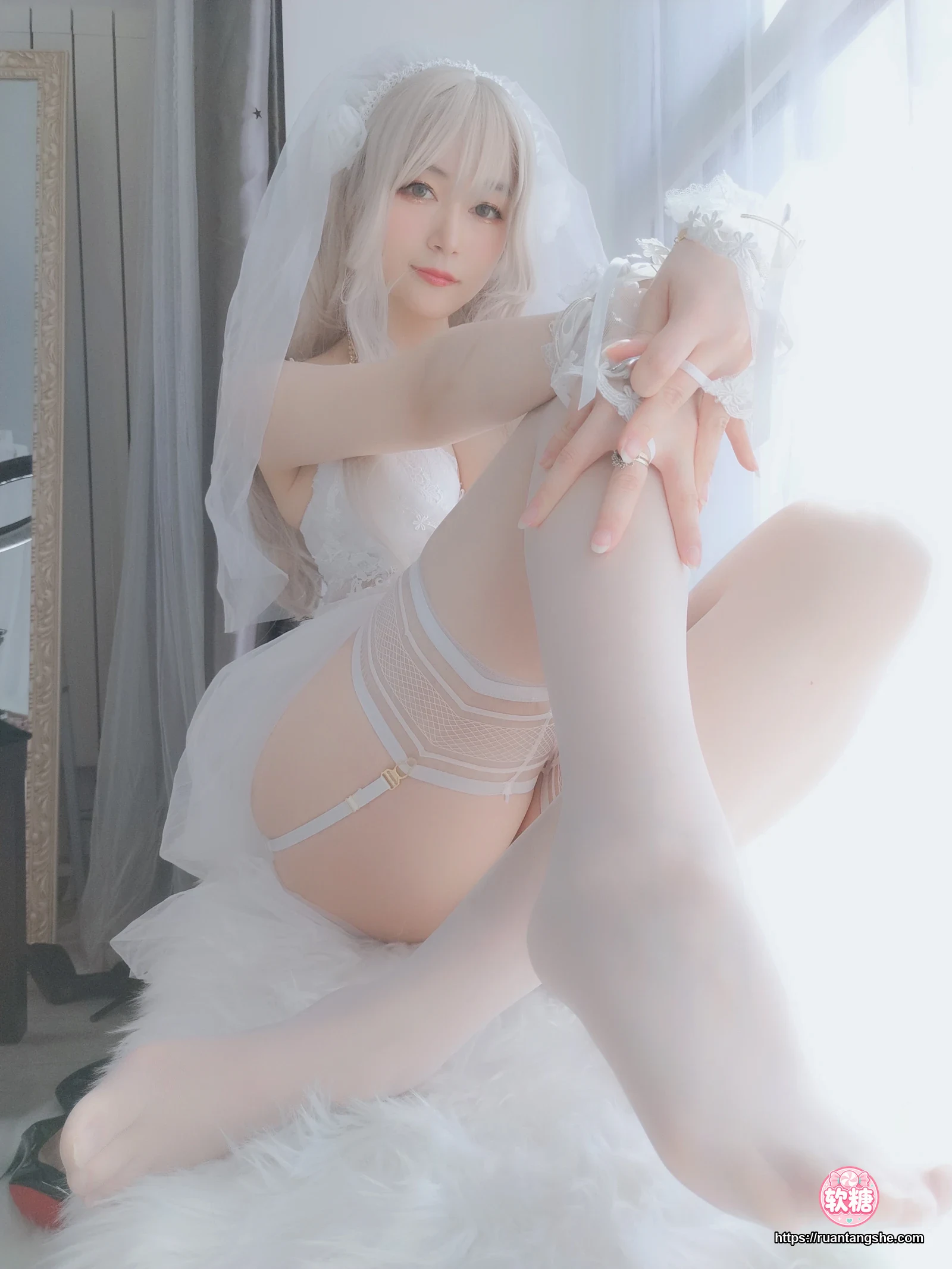 白银81 白银81 NO.033 - 纯白花嫁