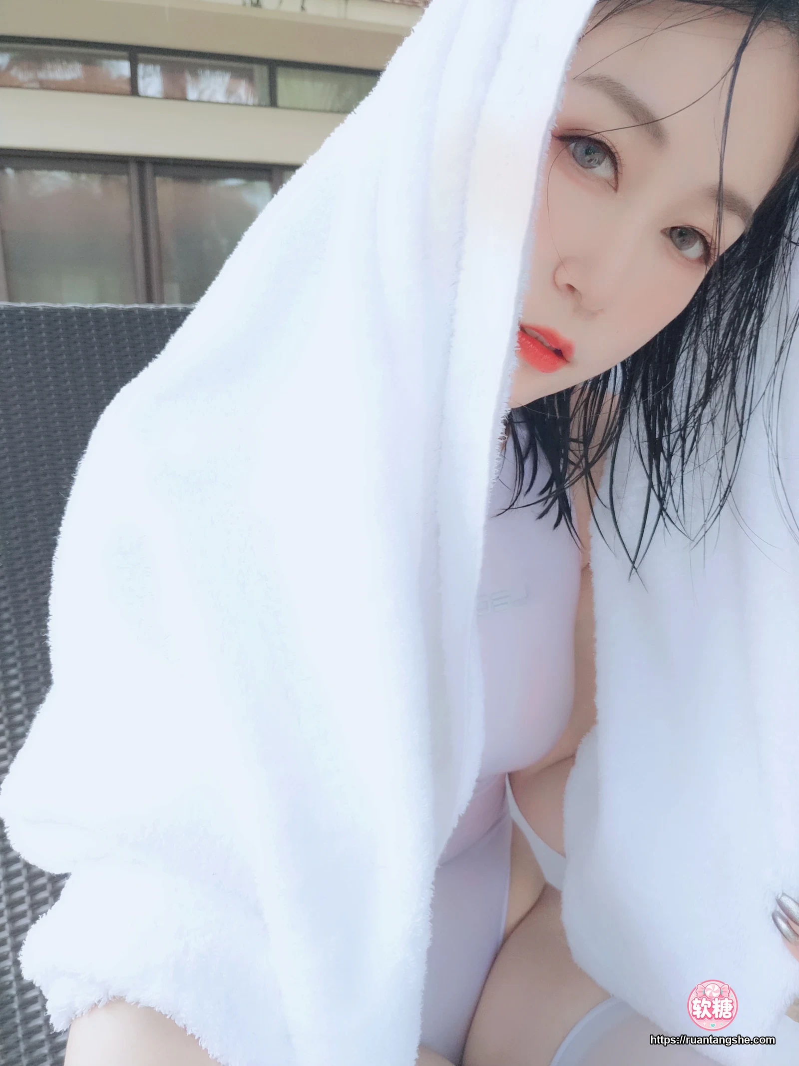 白银81 白银81 NO.036 - 白色竞泳