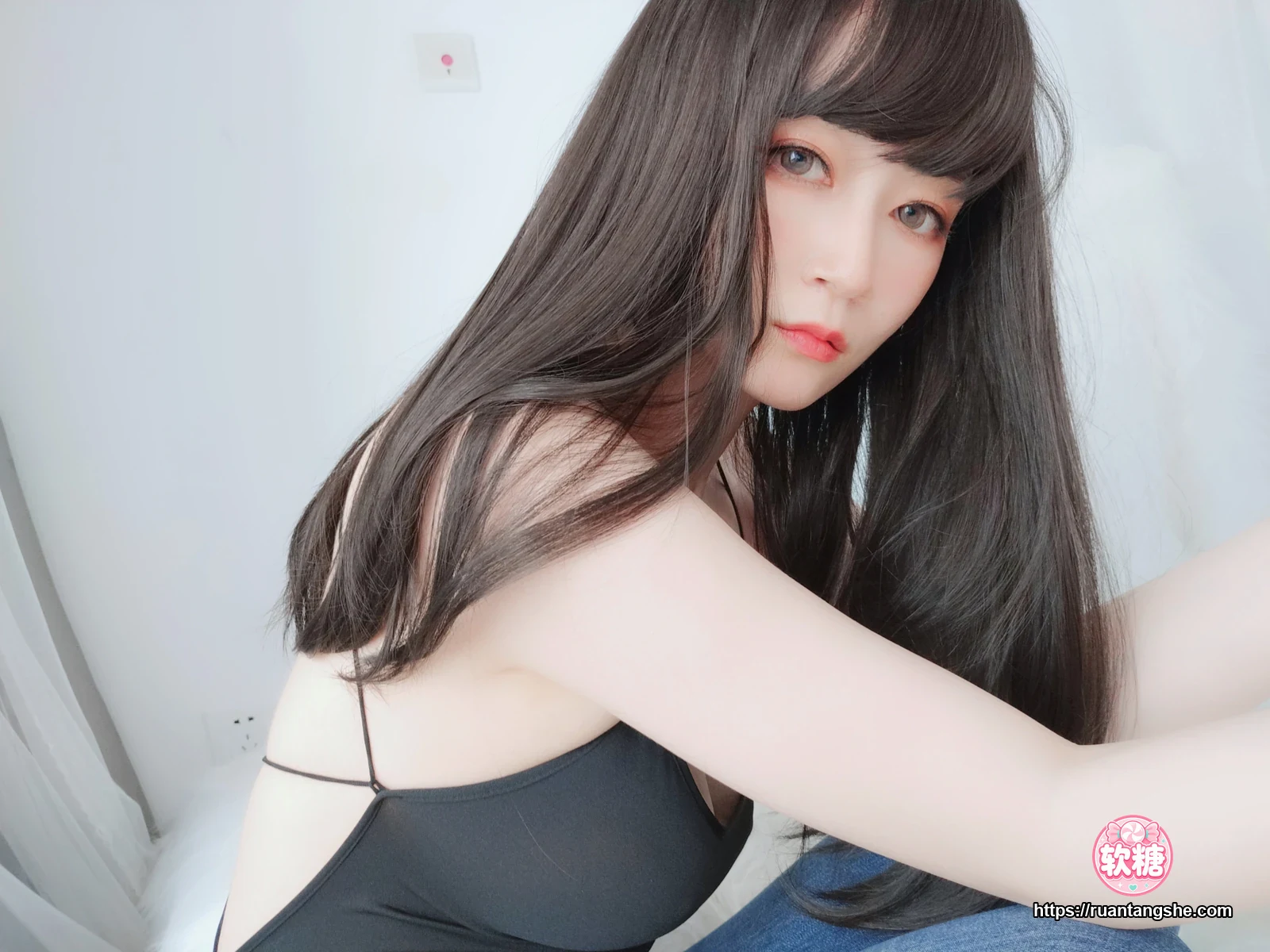 白银81 白银81 NO.037 - 露背上衣