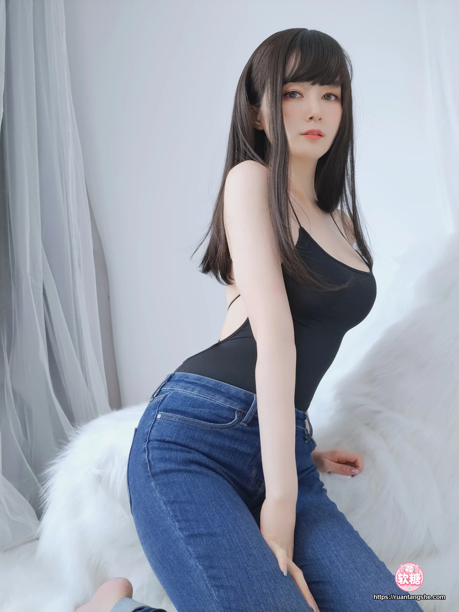 白银81 白银81 NO.037 - 露背上衣