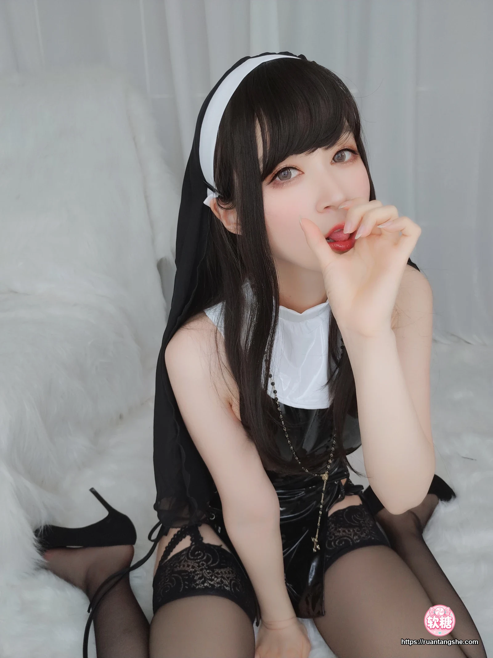 白银81 白银81 NO.041 - 皮衣修女