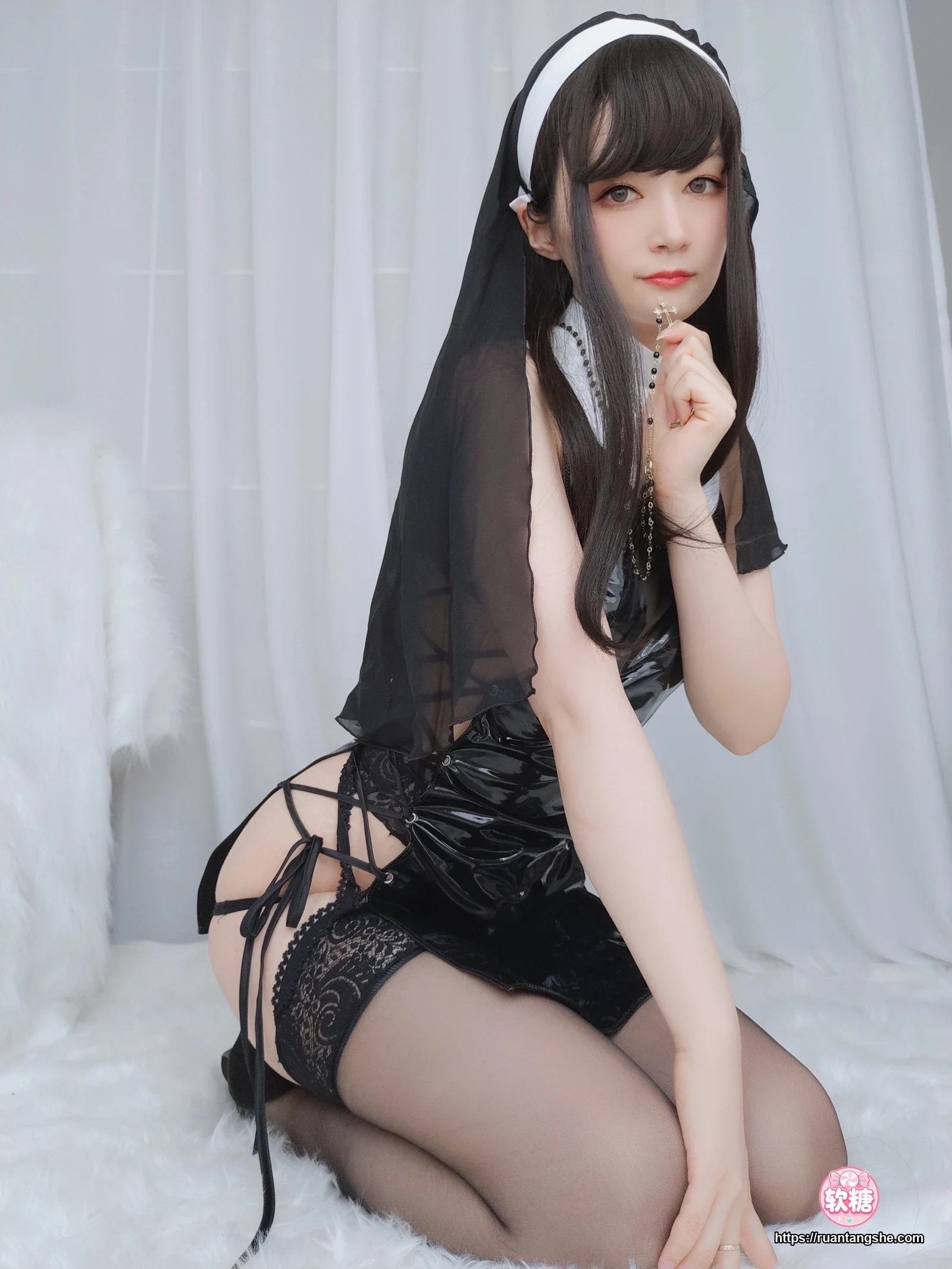 白银81 白银81 NO.041 - 皮衣修女