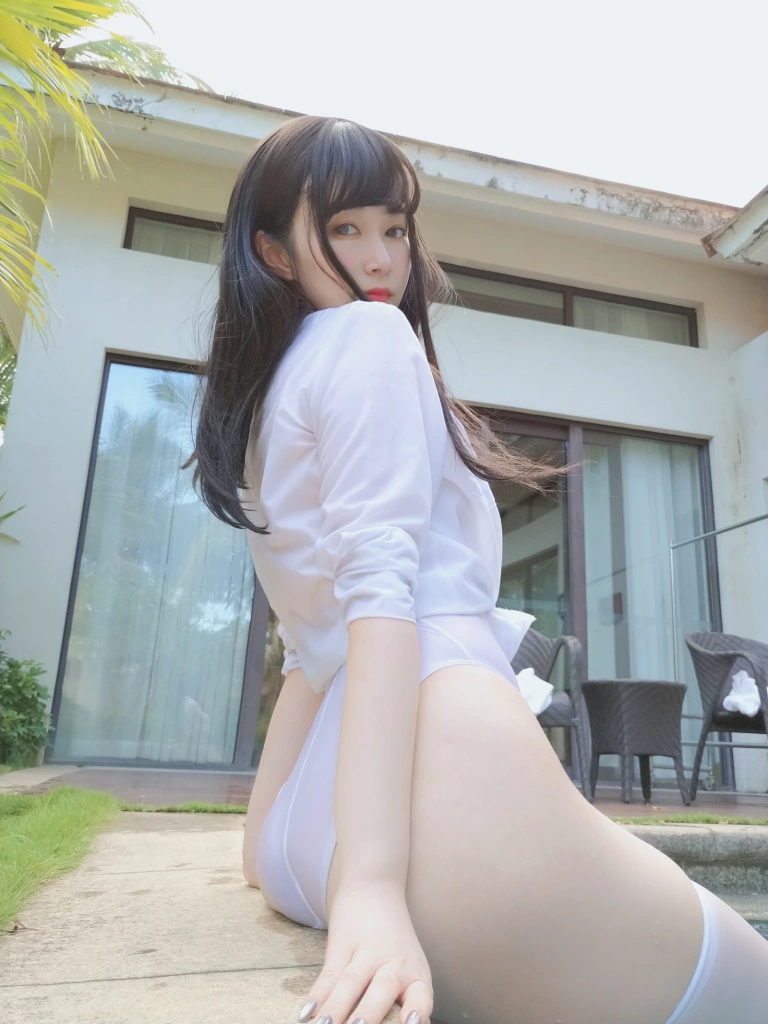 白银81《游泳课》写真图集 91P+8V｜在线预览与图包下载