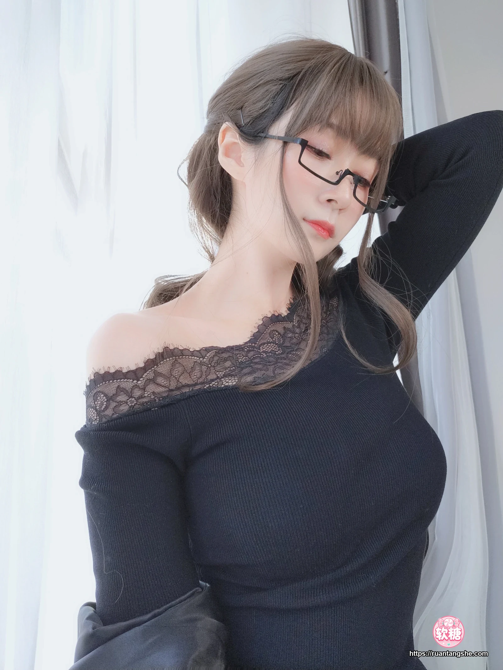 白银81 白银81 NO.049 - 黑西服