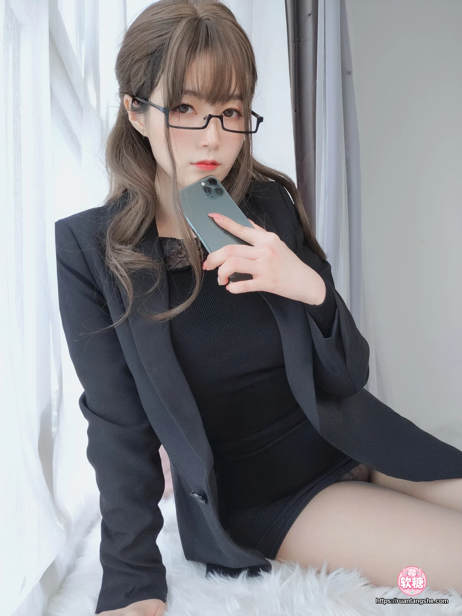 白银81 白银81 NO.049 - 黑西服