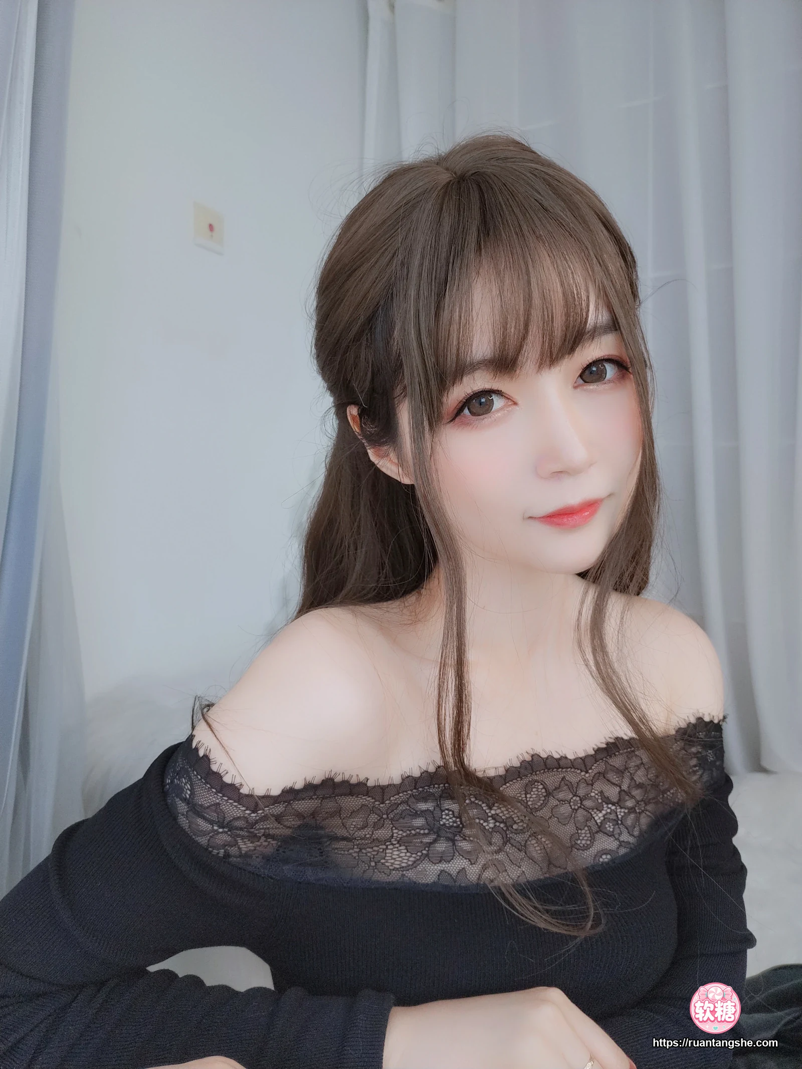 白银81 白银81 NO.049 - 黑西服