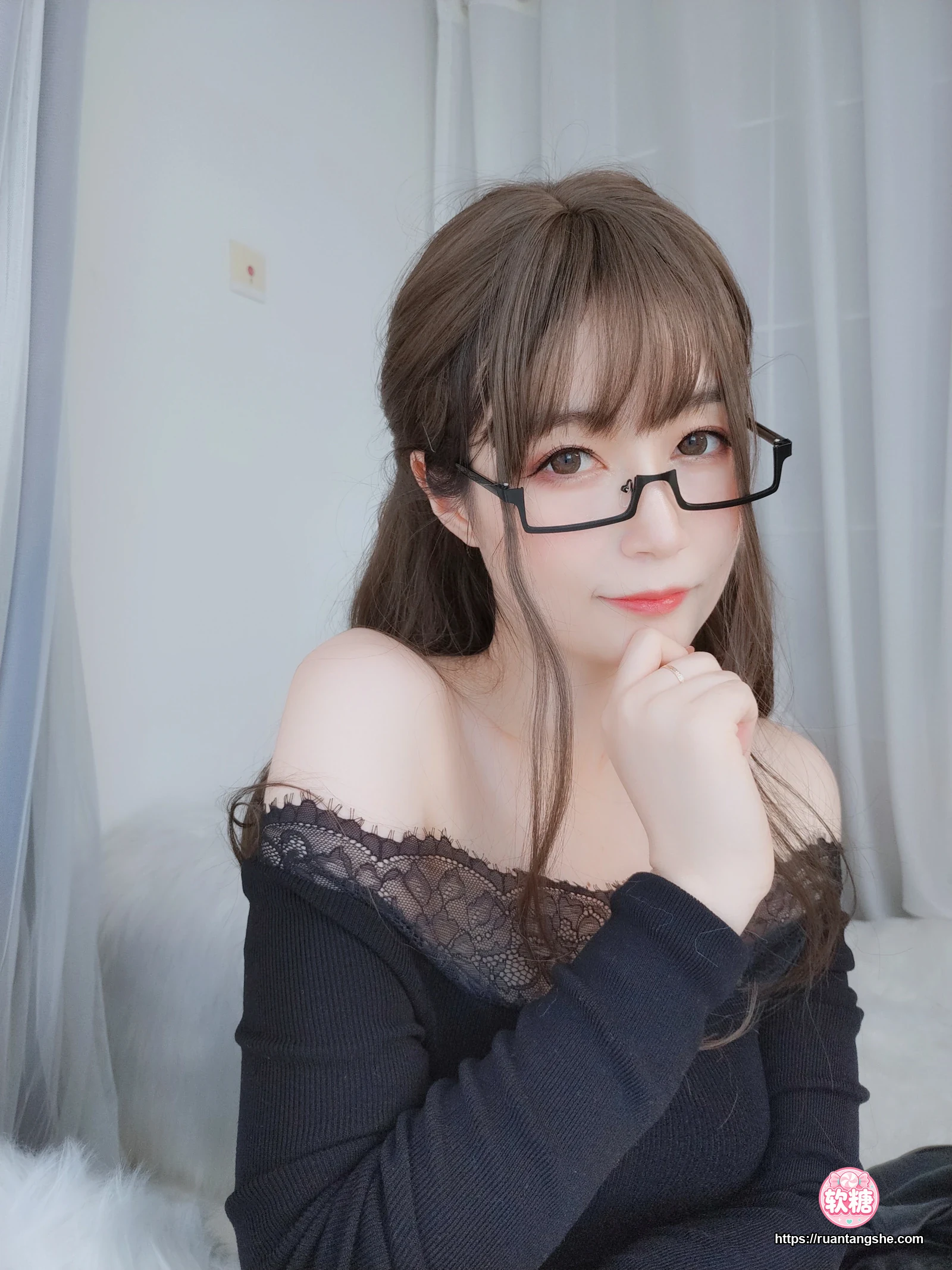 白银81 白银81 NO.049 - 黑西服