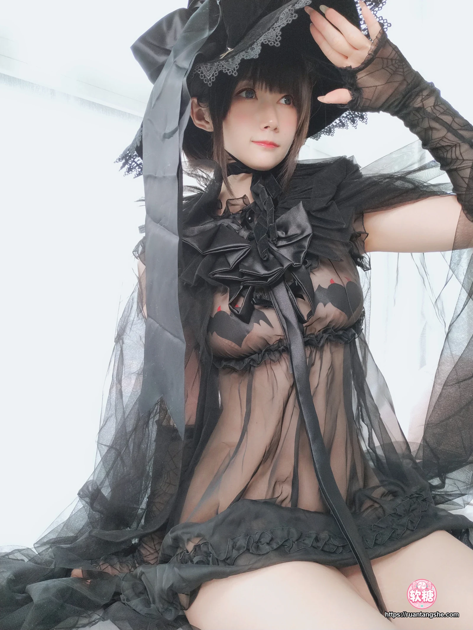 白银81 白银81 NO.050 - 自撮り Vol.44 见习魔女