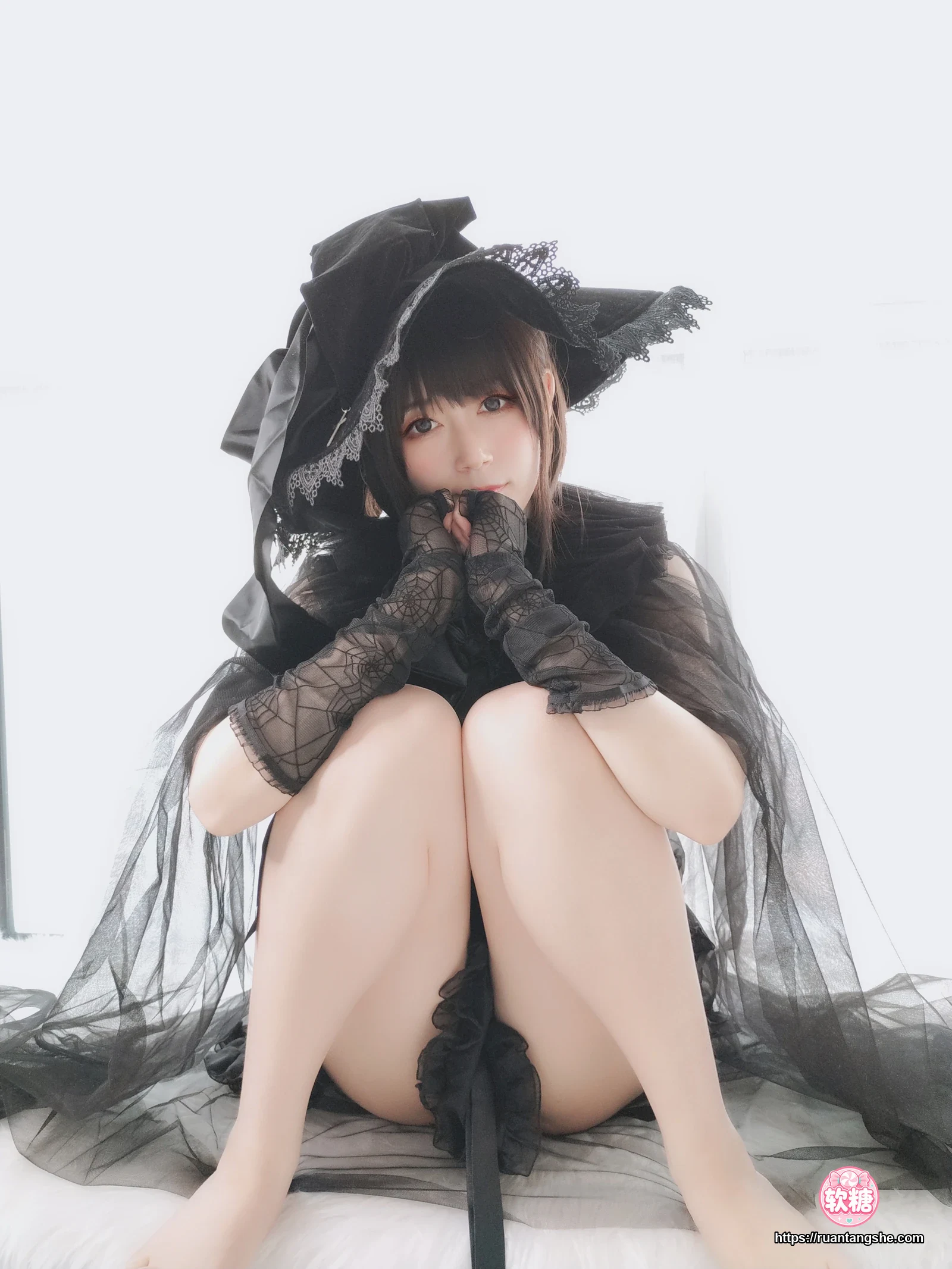 白银81 白银81 NO.050 - 自撮り Vol.44 见习魔女