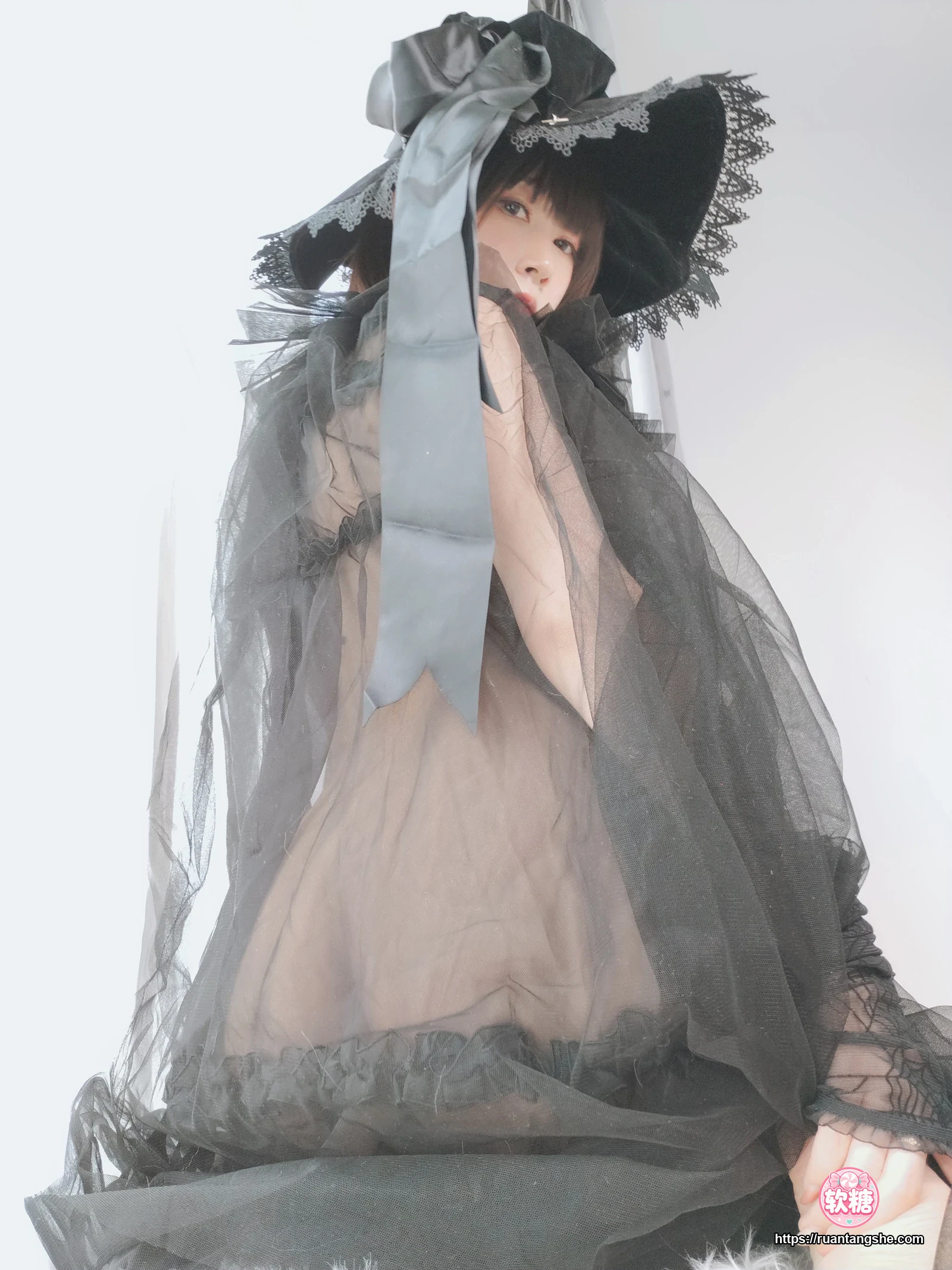 白银81 白银81 NO.050 - 自撮り Vol.44 见习魔女