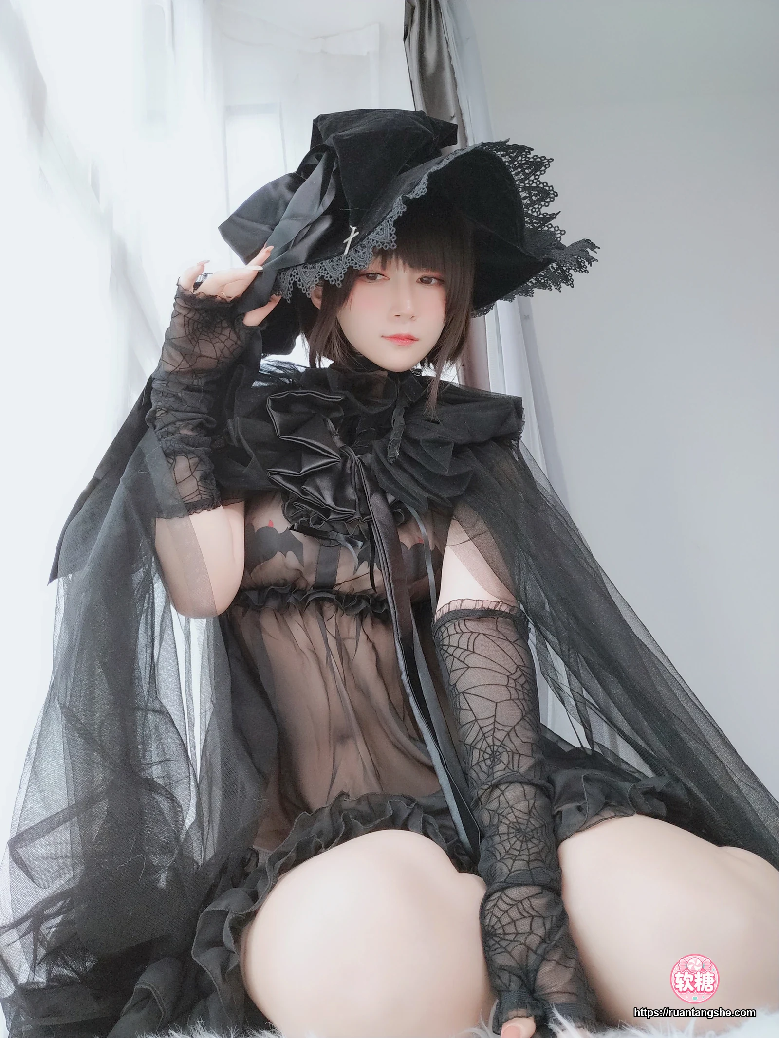 白银81 白银81 NO.050 - 自撮り Vol.44 见习魔女