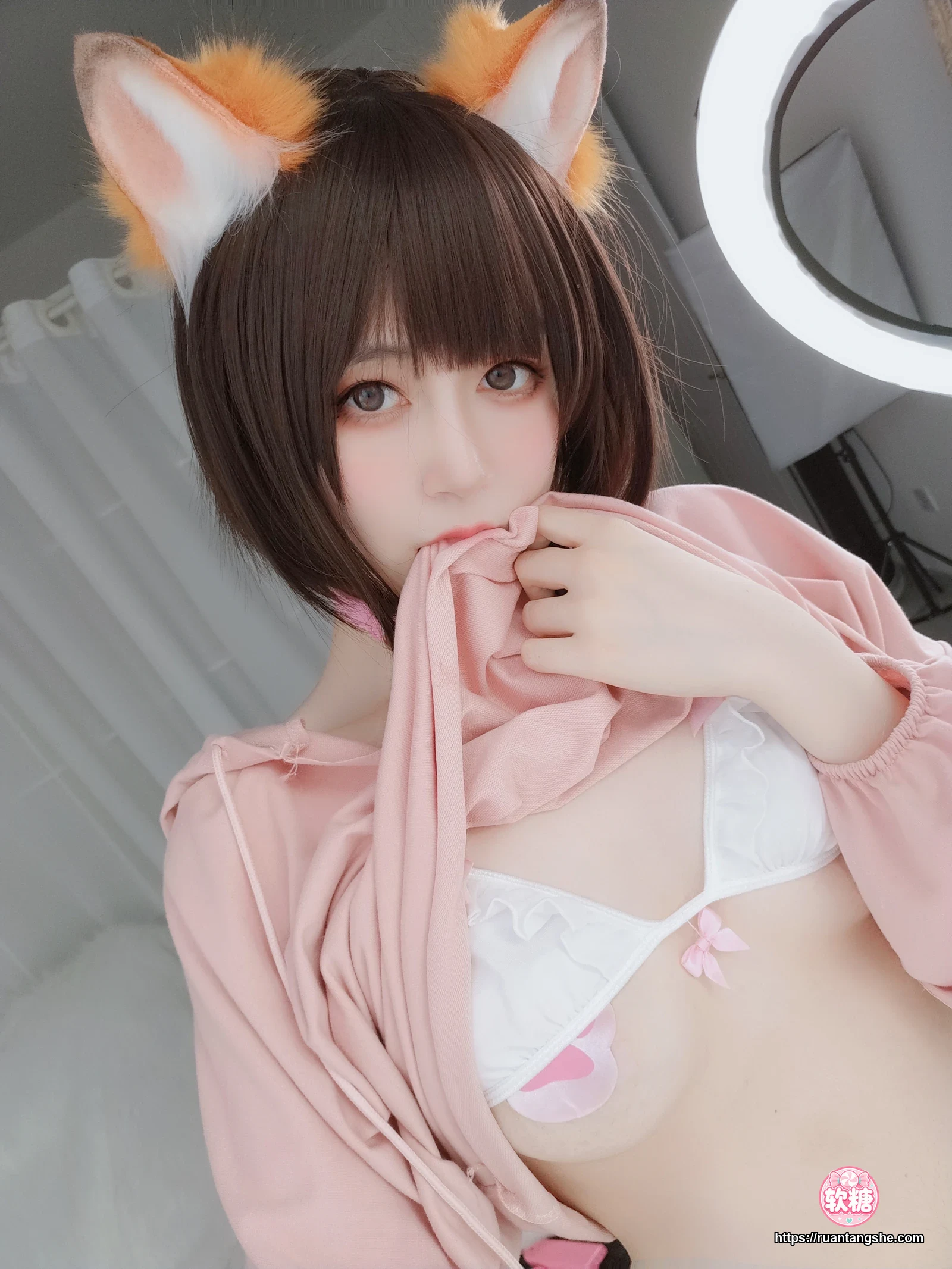 白银81 白银81 NO.054 - 自撮り Vol.51 粉红狐狸