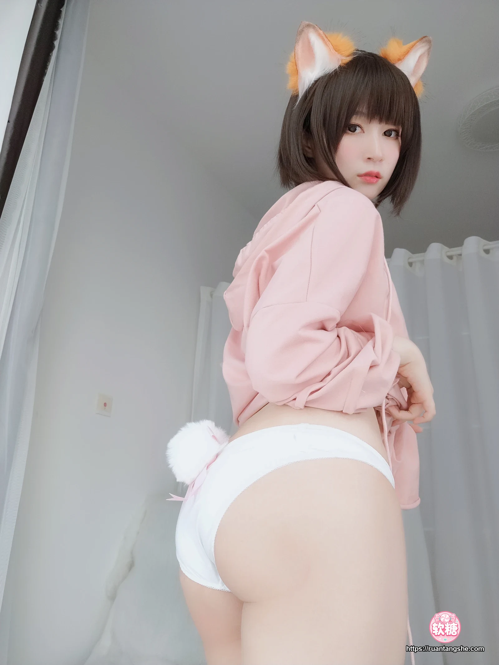 白银81 白银81 NO.054 - 自撮り Vol.51 粉红狐狸