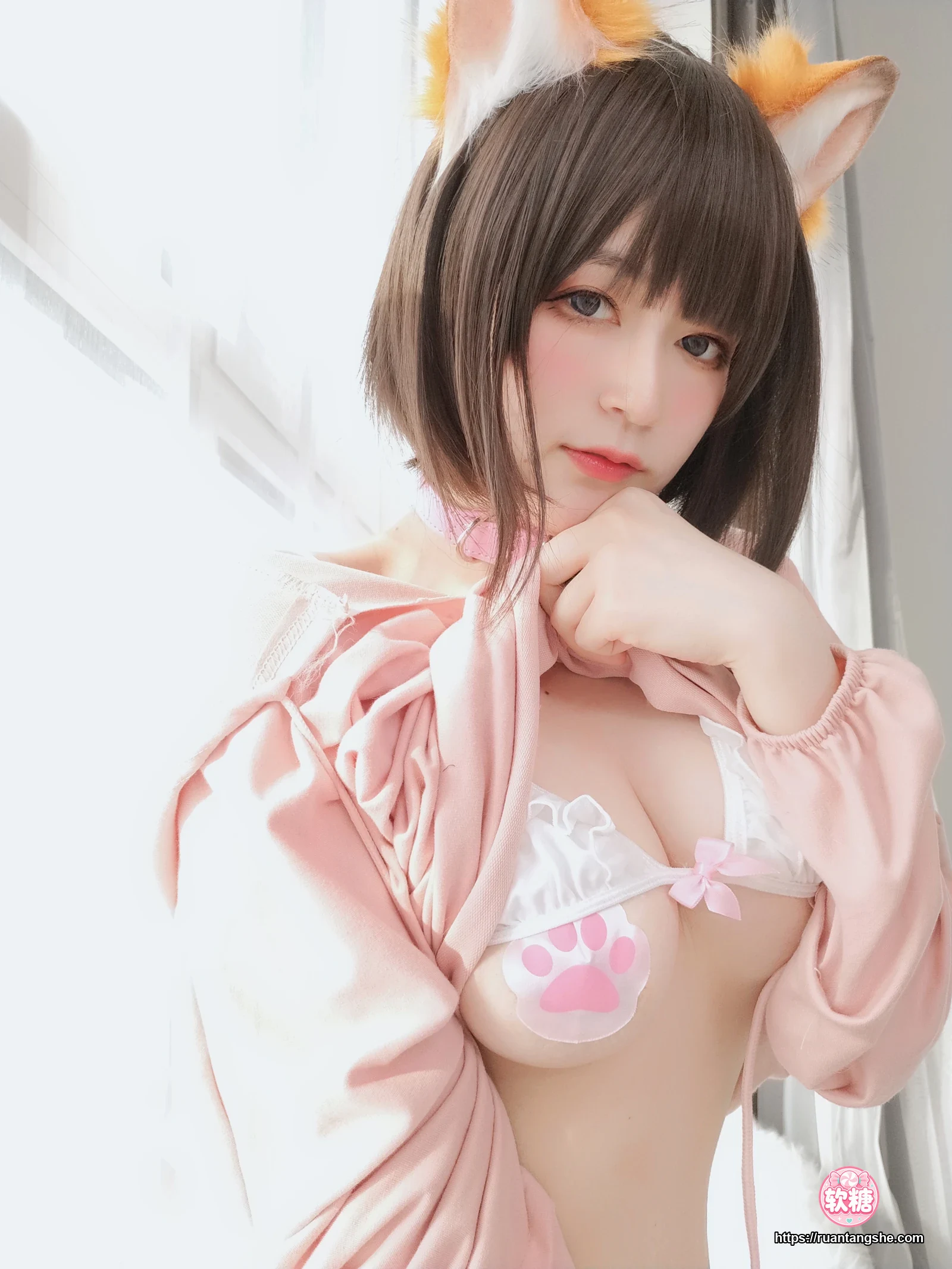 白银81 白银81 NO.054 - 自撮り Vol.51 粉红狐狸