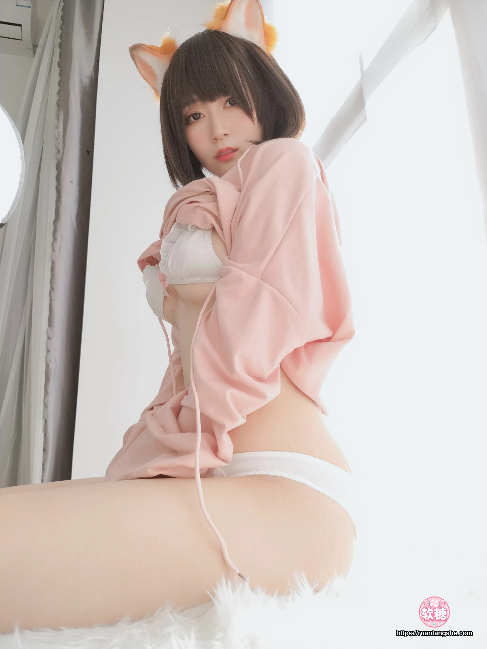 白银81 白银81 NO.054 - 自撮り Vol.51 粉红狐狸