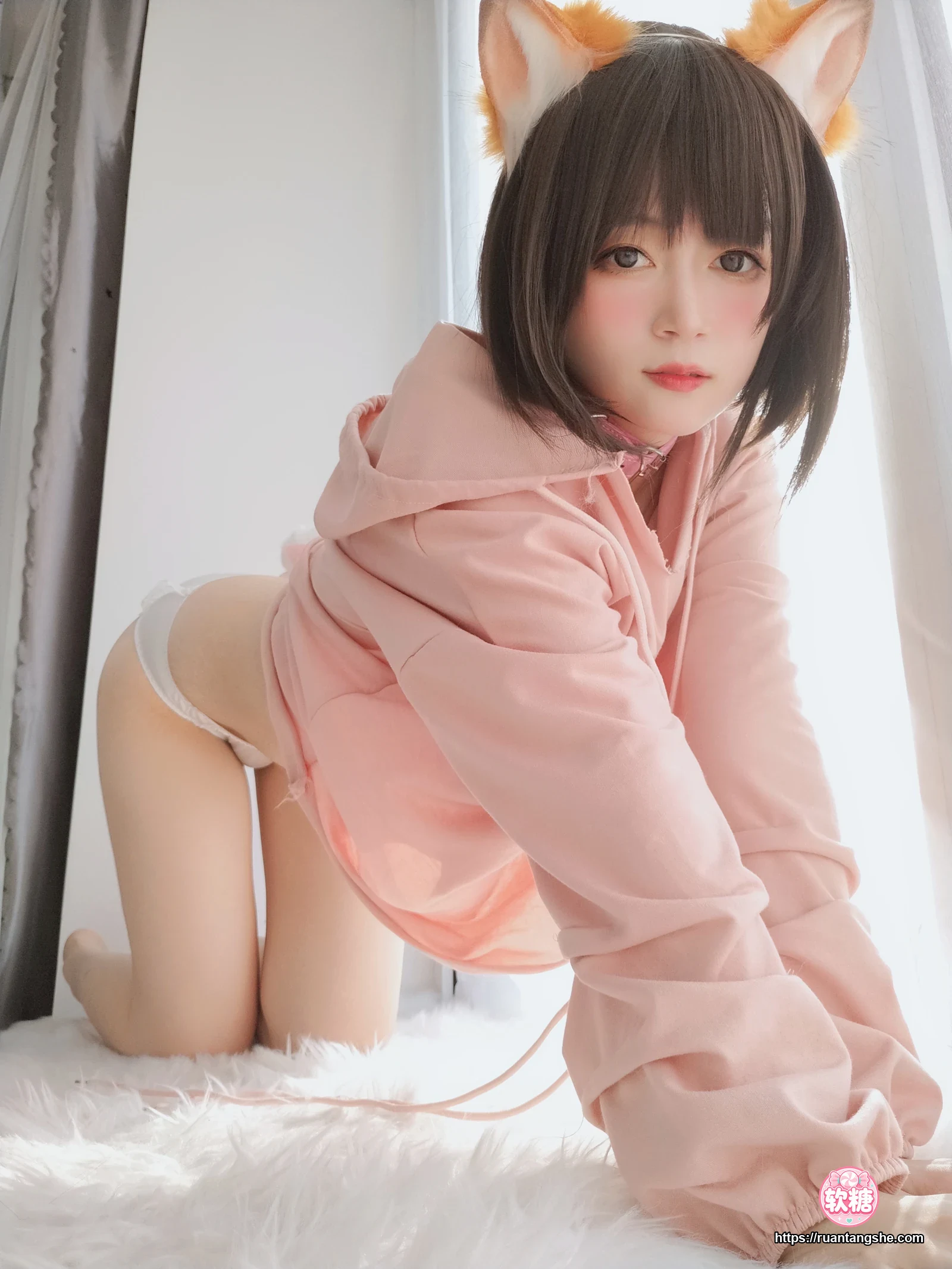白银81 白银81 NO.054 - 自撮り Vol.51 粉红狐狸