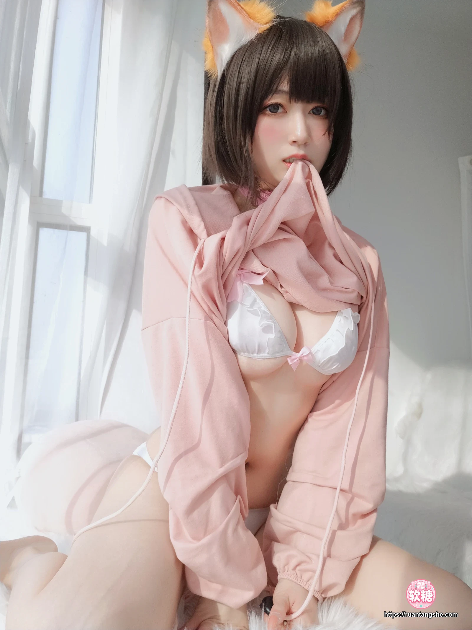 白银81 白银81 NO.054 - 自撮り Vol.51 粉红狐狸