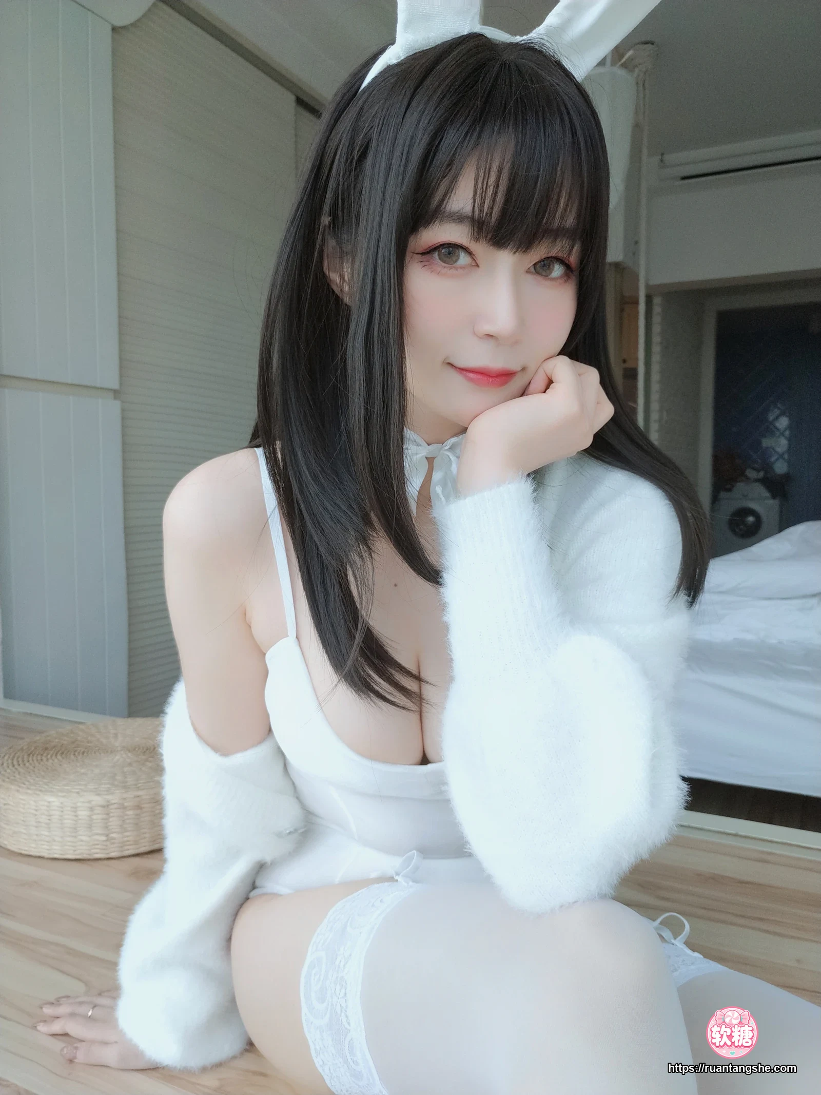 白银81 白银81 NO.055 - 自撮り Vol.52 白丝兔子