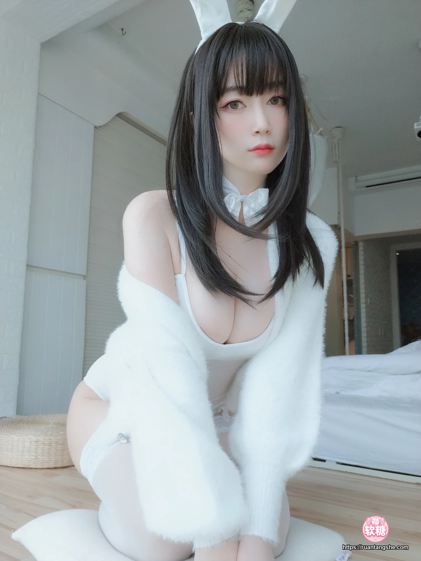 白银81 白银81 NO.055 - 自撮り Vol.52 白丝兔子