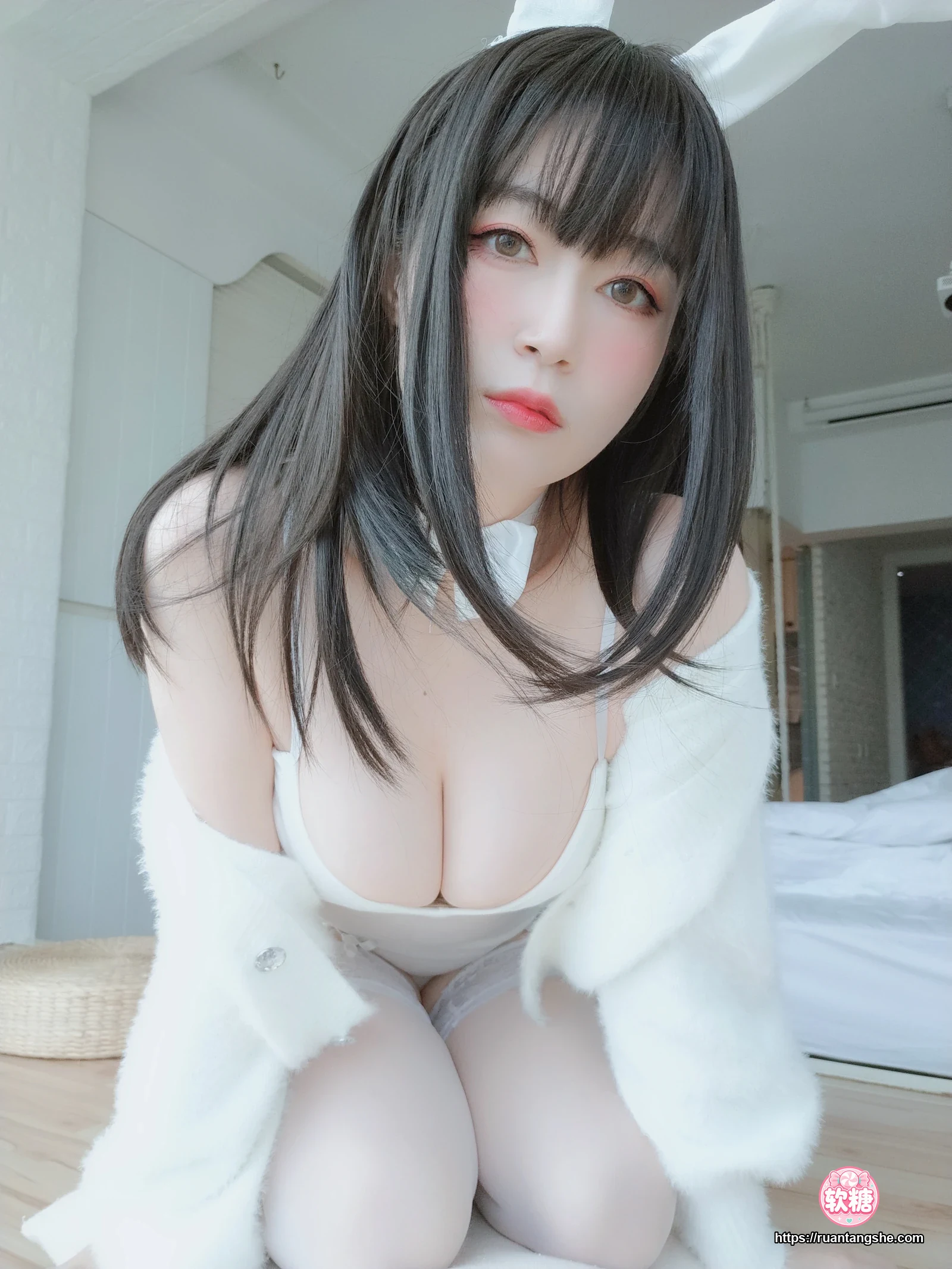 白银81 白银81 NO.055 - 自撮り Vol.52 白丝兔子