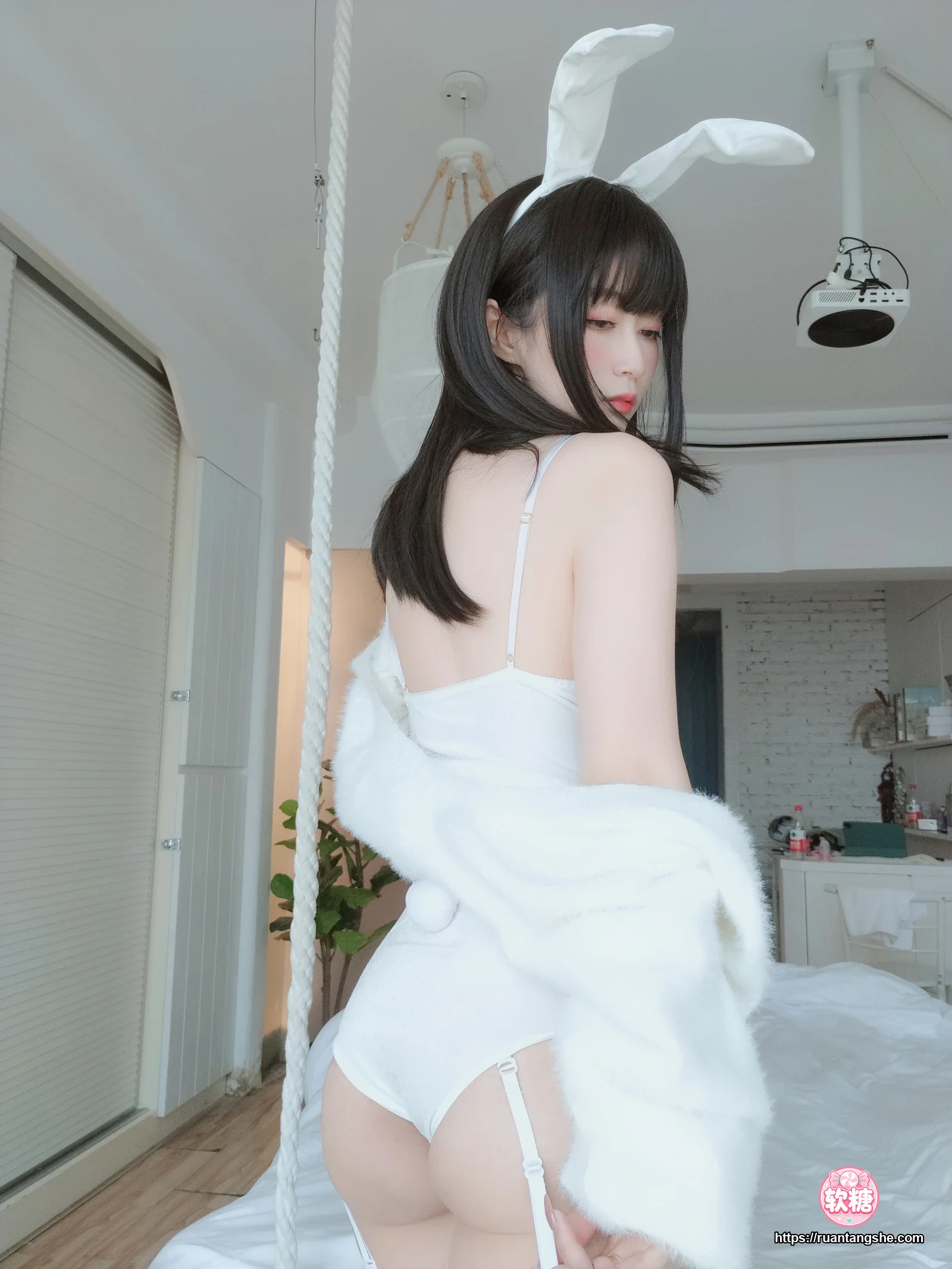 白银81 白银81 NO.055 - 自撮り Vol.52 白丝兔子