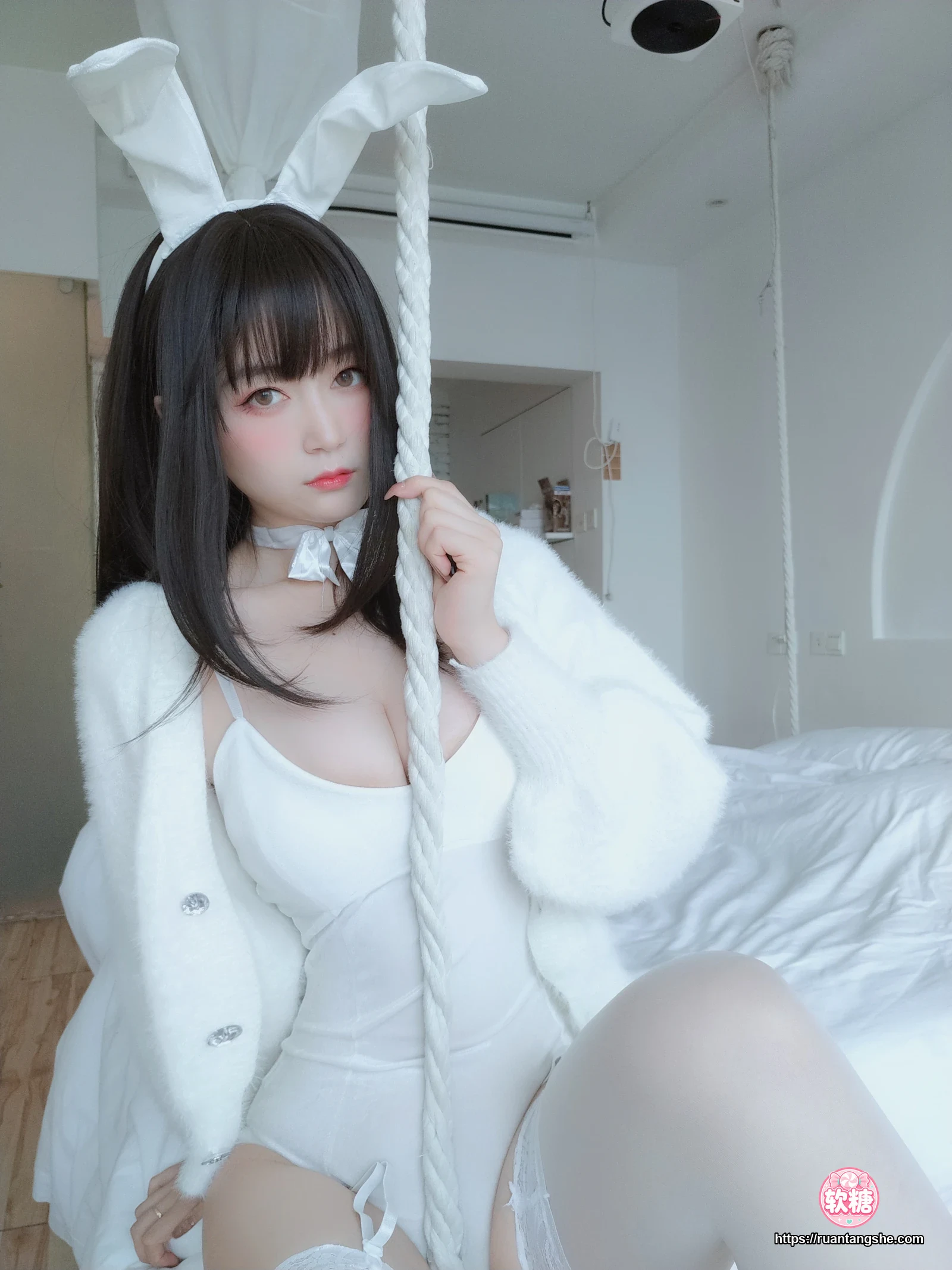 白银81 白银81 NO.055 - 自撮り Vol.52 白丝兔子
