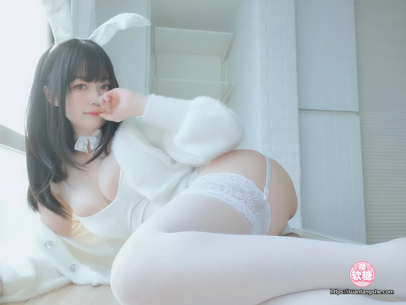 白银81 白银81 NO.055 - 自撮り Vol.52 白丝兔子