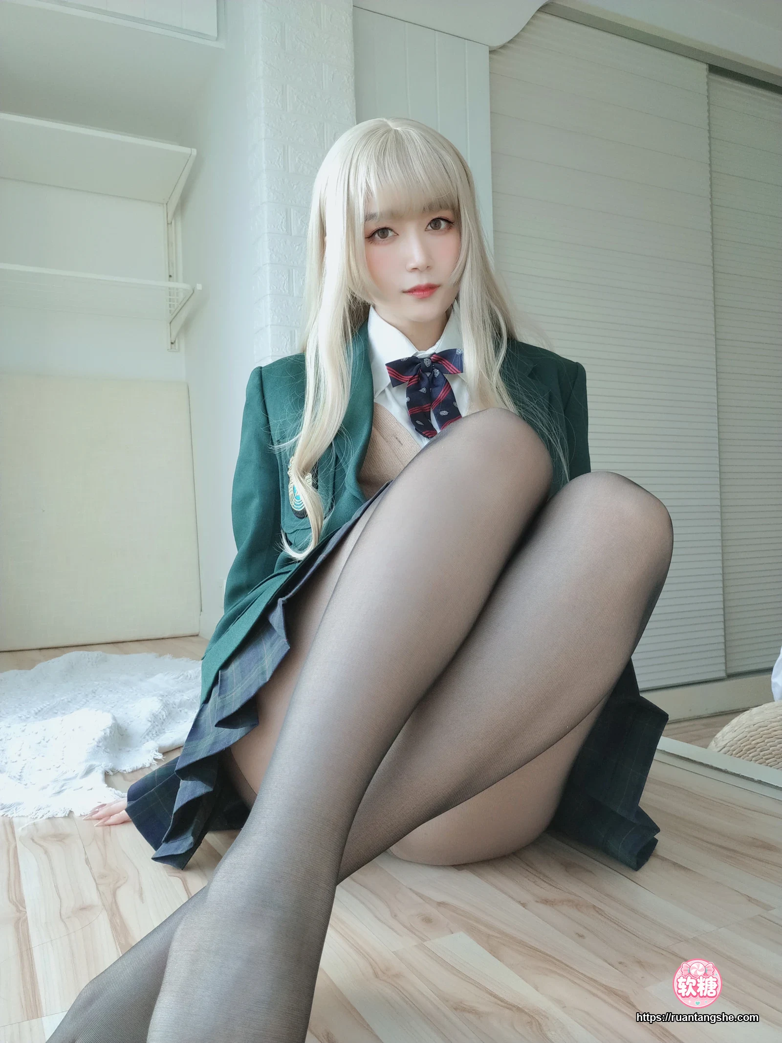 白银81 白银81 NO.056 - 自撮り Vol.53 灰色空间