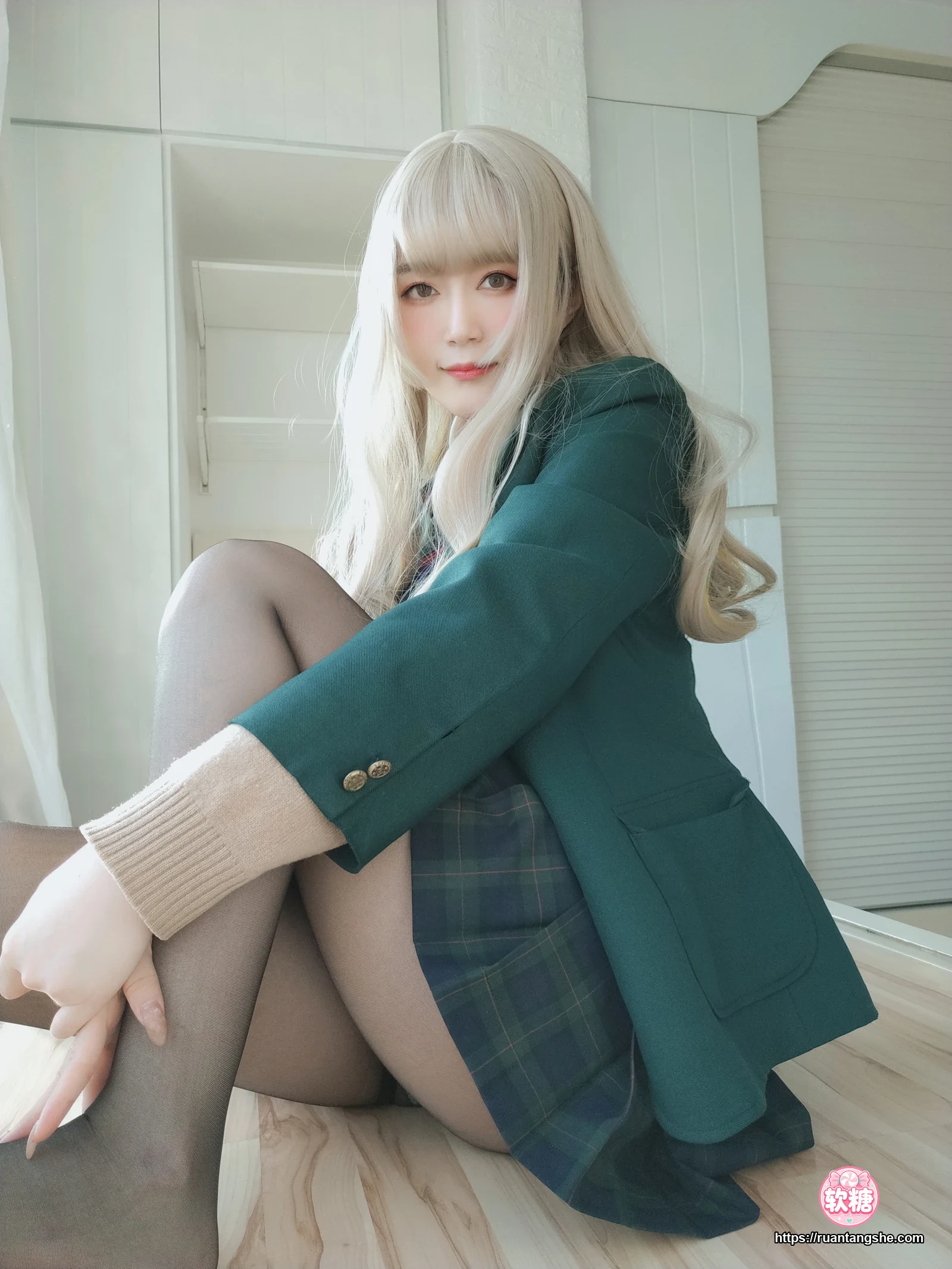 白银81 白银81 NO.056 - 自撮り Vol.53 灰色空间