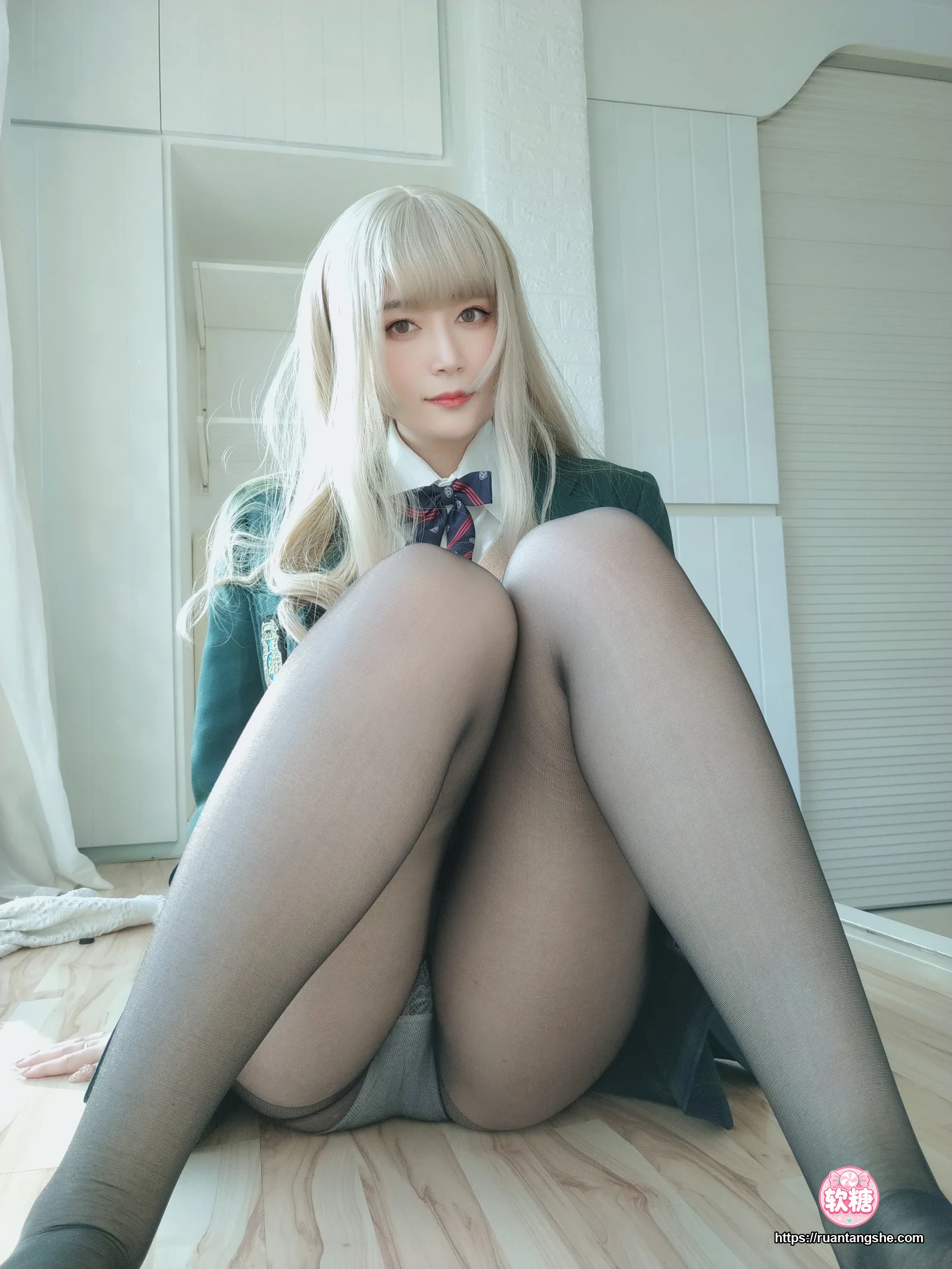 白银81 白银81 NO.056 - 自撮り Vol.53 灰色空间