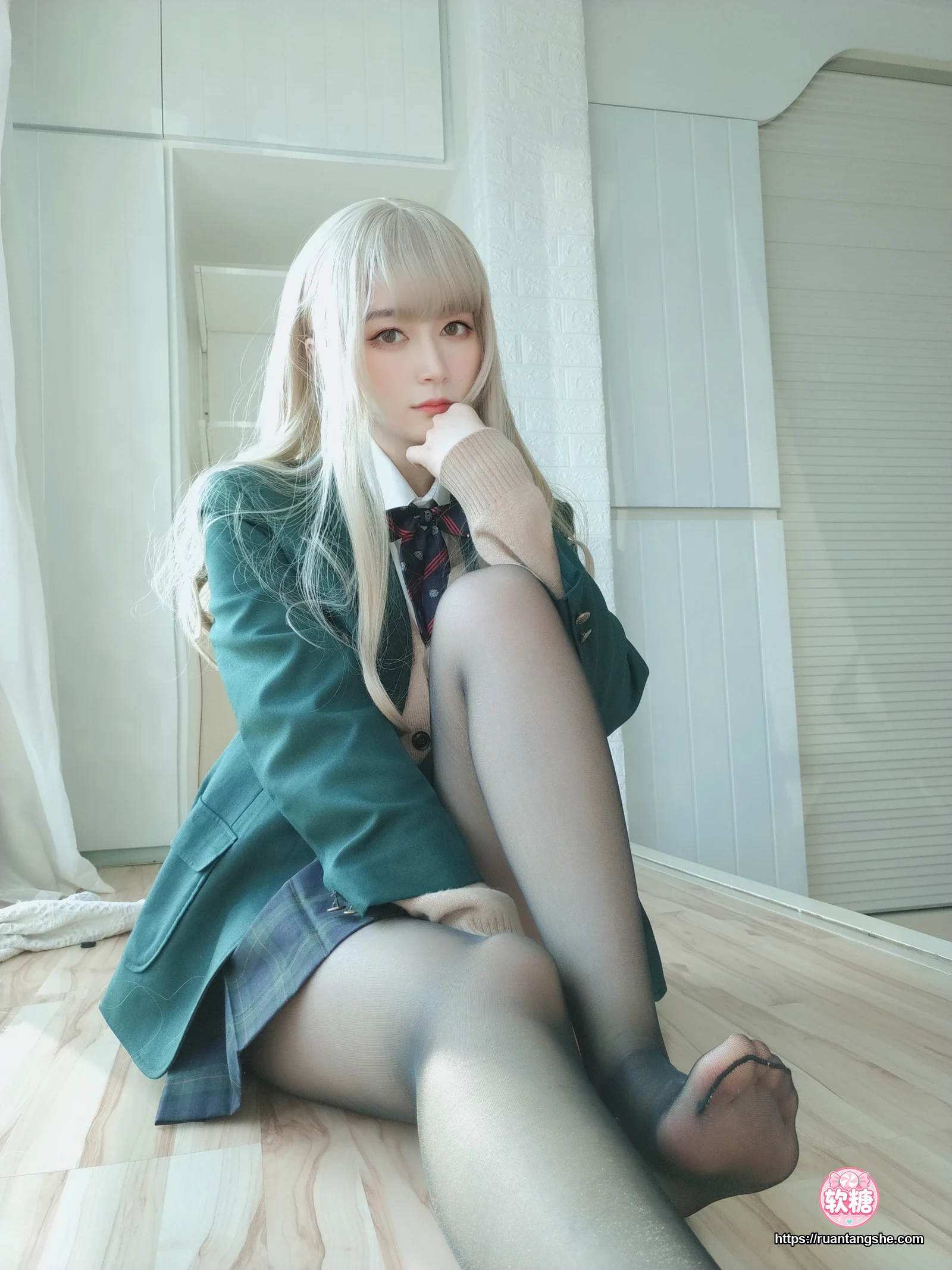 白银81 白银81 NO.056 - 自撮り Vol.53 灰色空间