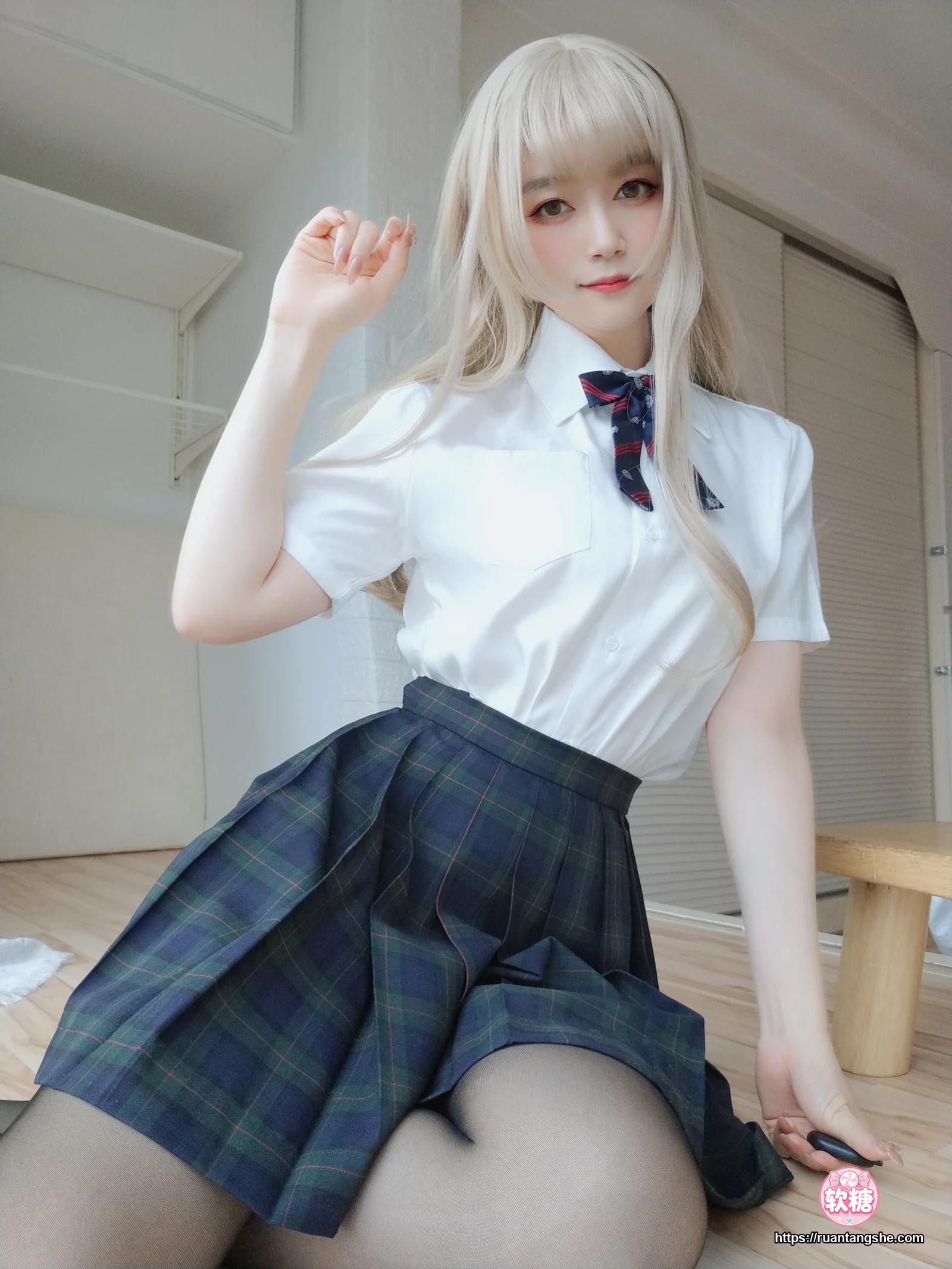 白银81 白银81 NO.056 - 自撮り Vol.53 灰色空间