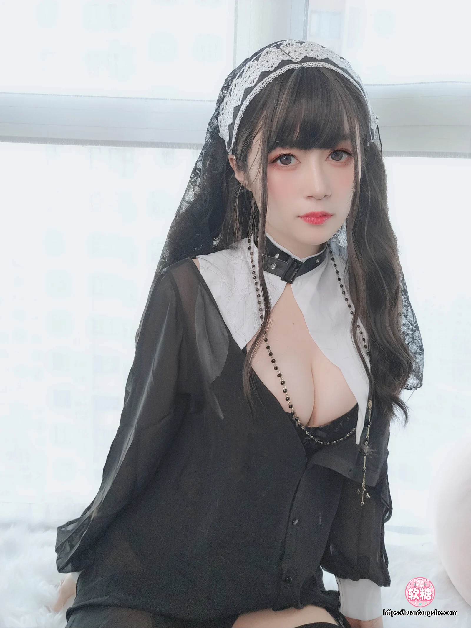 白银81 白银81 NO.071 - 蕾丝修女