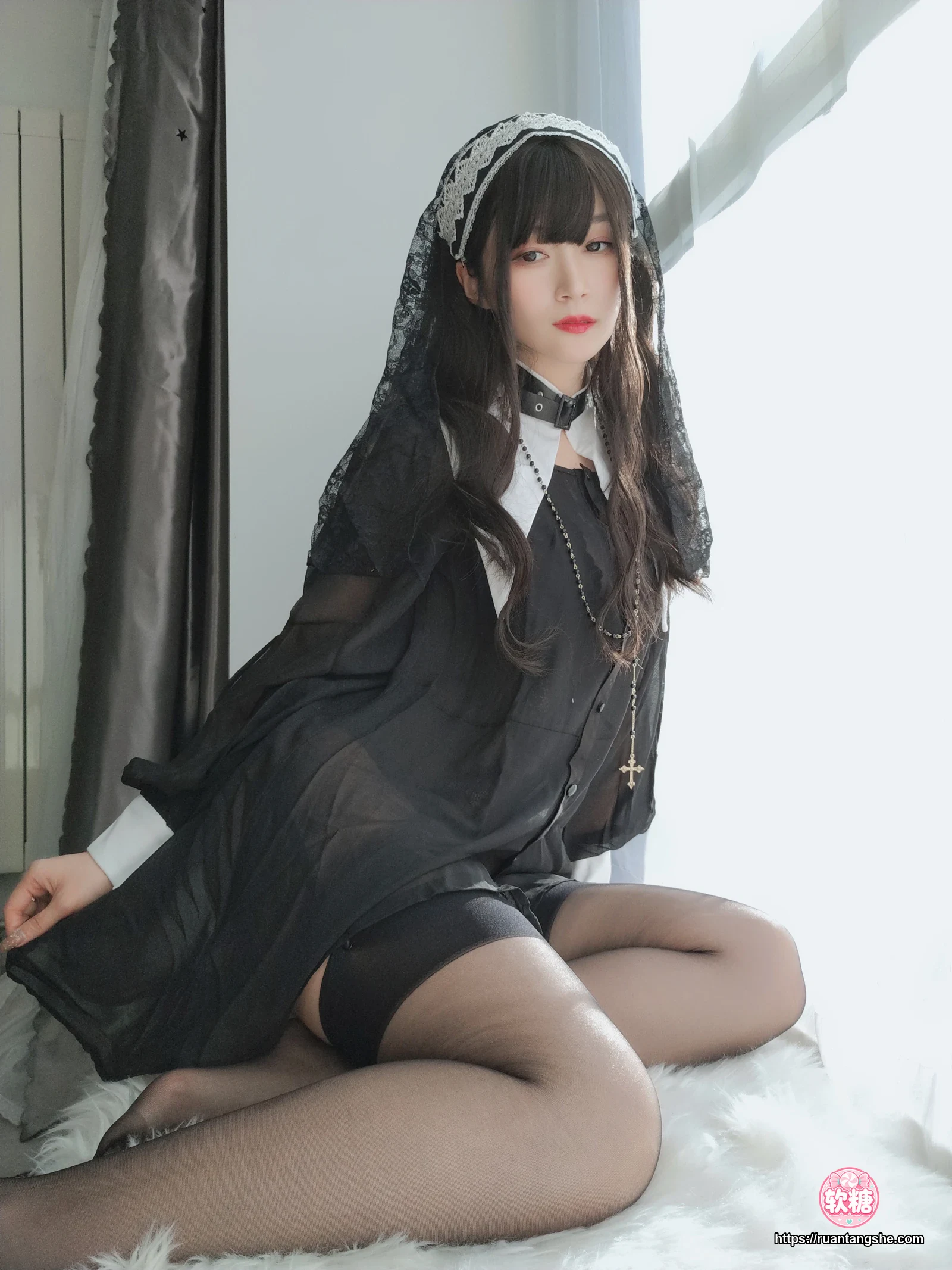 白银81 白银81 NO.071 - 蕾丝修女