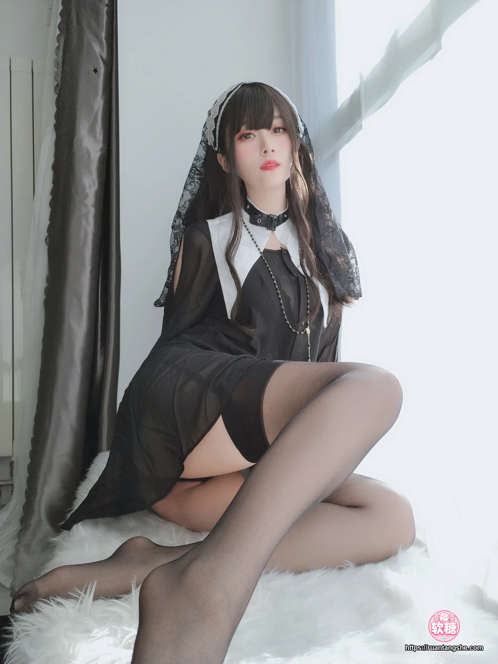 白银81 白银81 NO.071 - 蕾丝修女