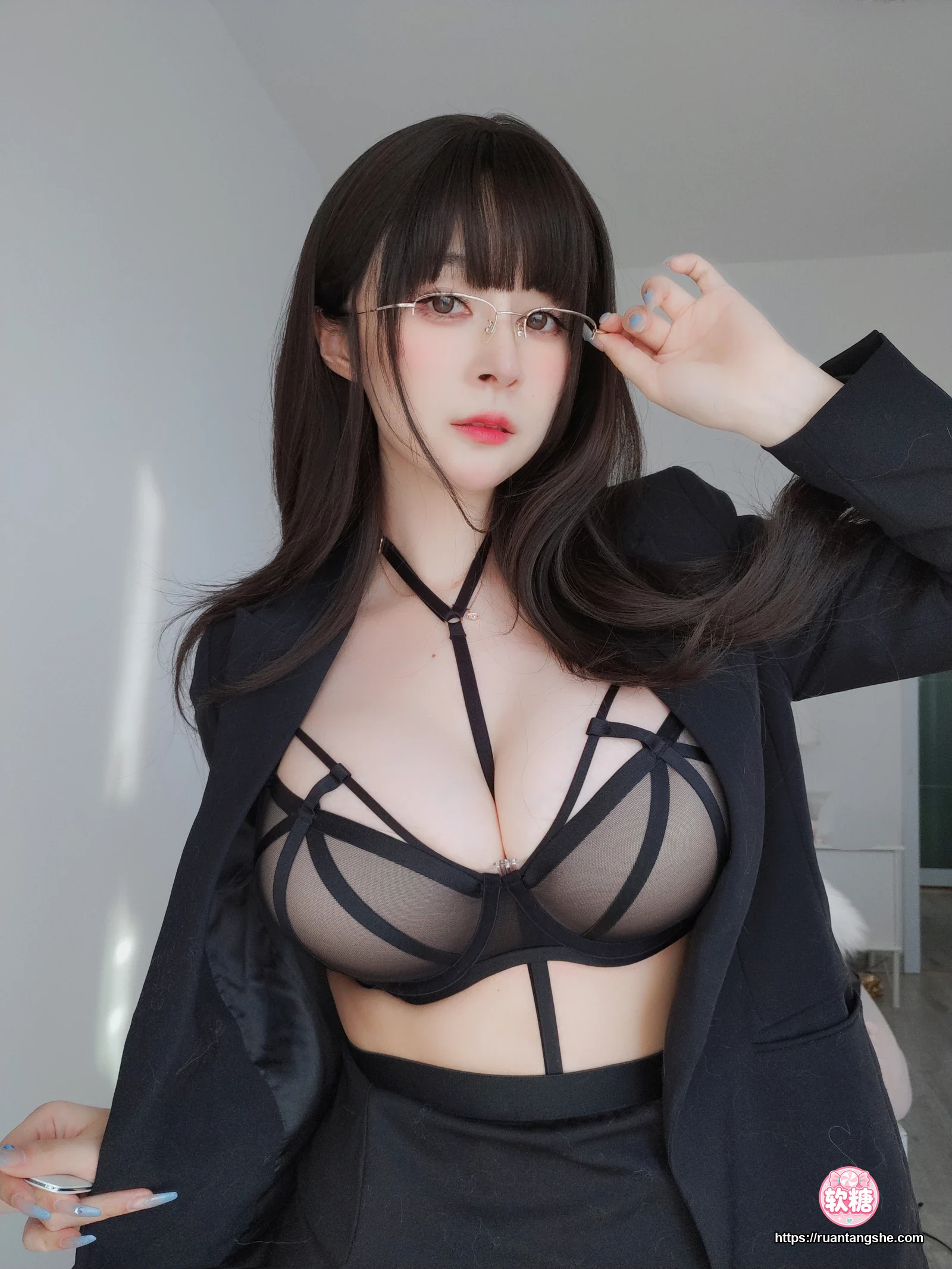 白银81 白银81 NO.106 - Fantia 2023年07月会员合集(4期)