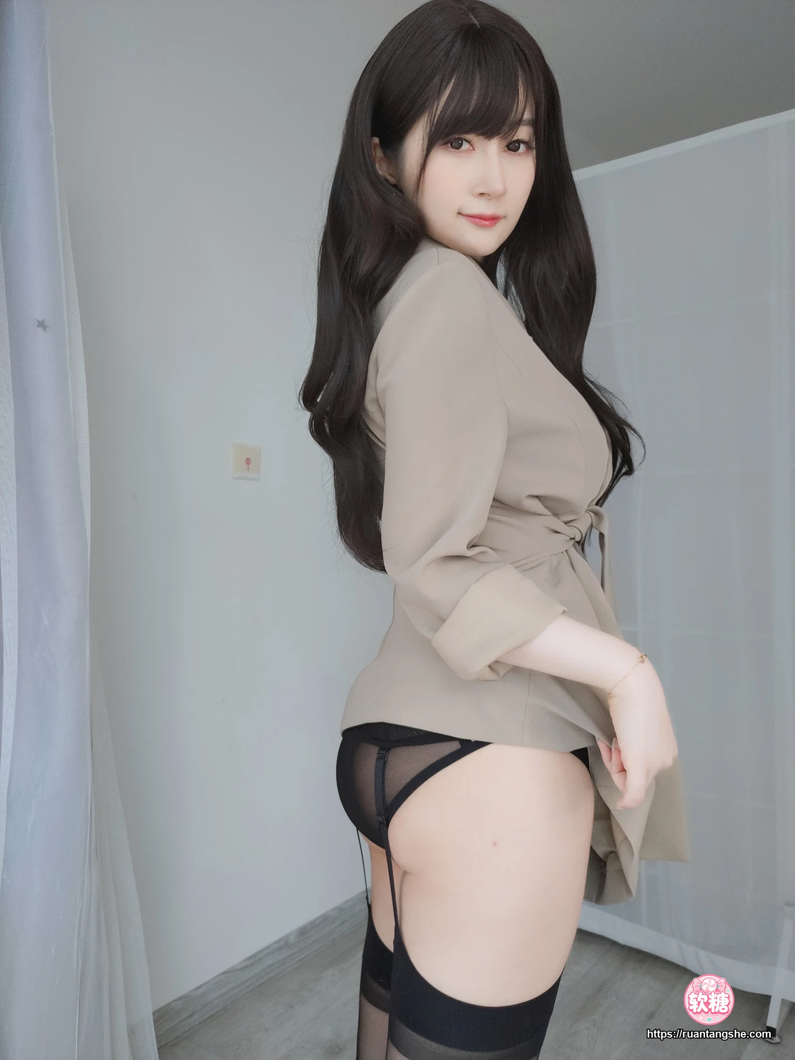 白银81 白银81 NO.107 - Fantia 2023年03月会员合集(24期)